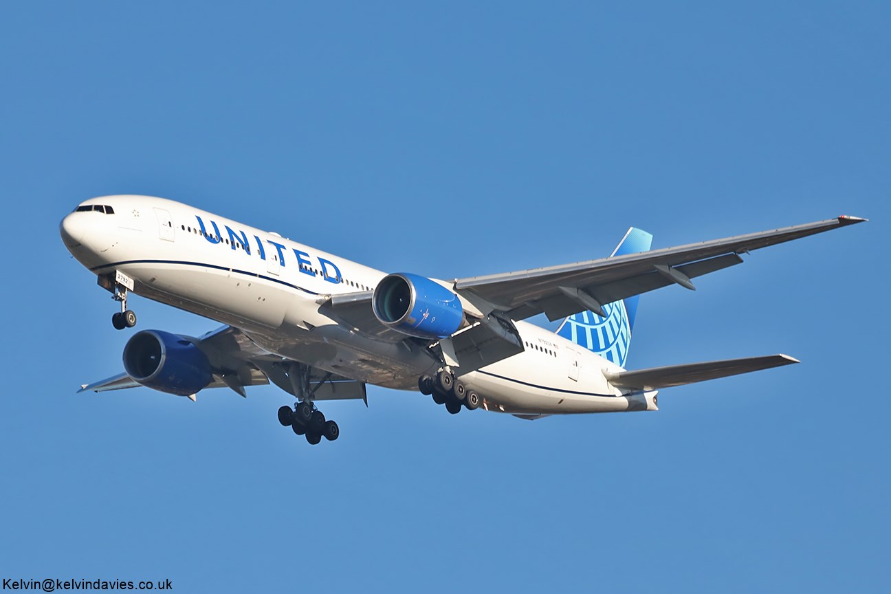 United Airlines 777 N792UA