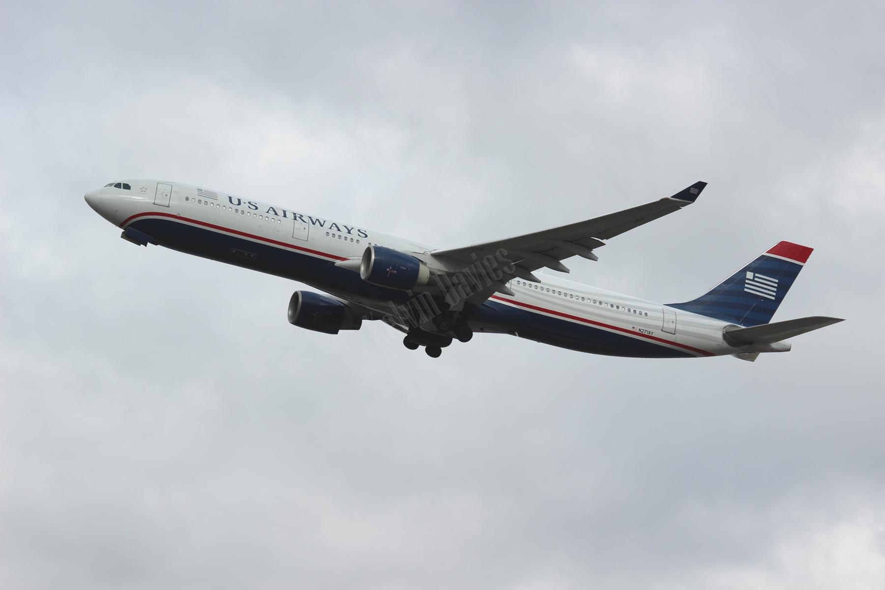 US Airways A330 N271AY