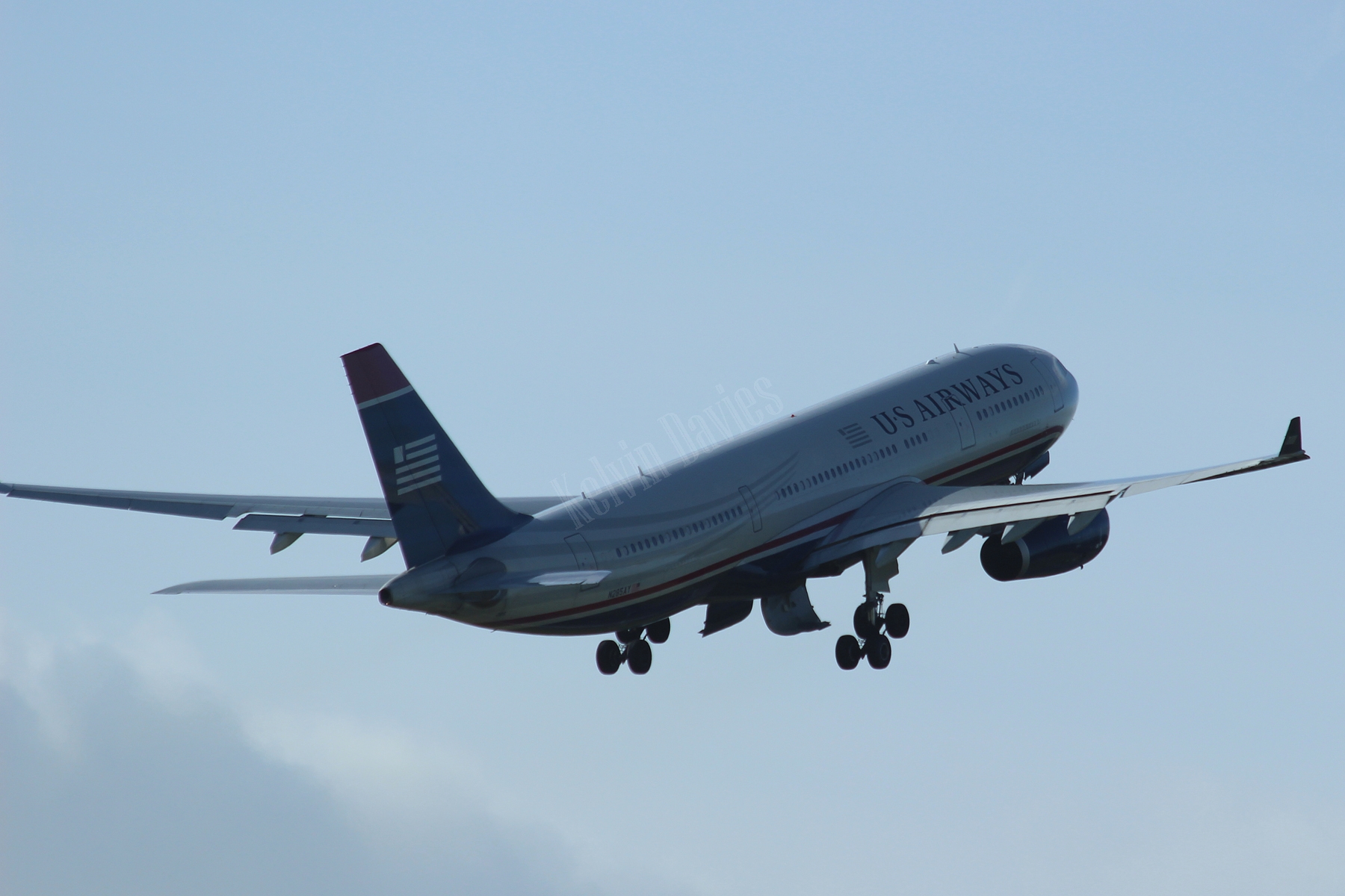 US Airways A330 N285AY