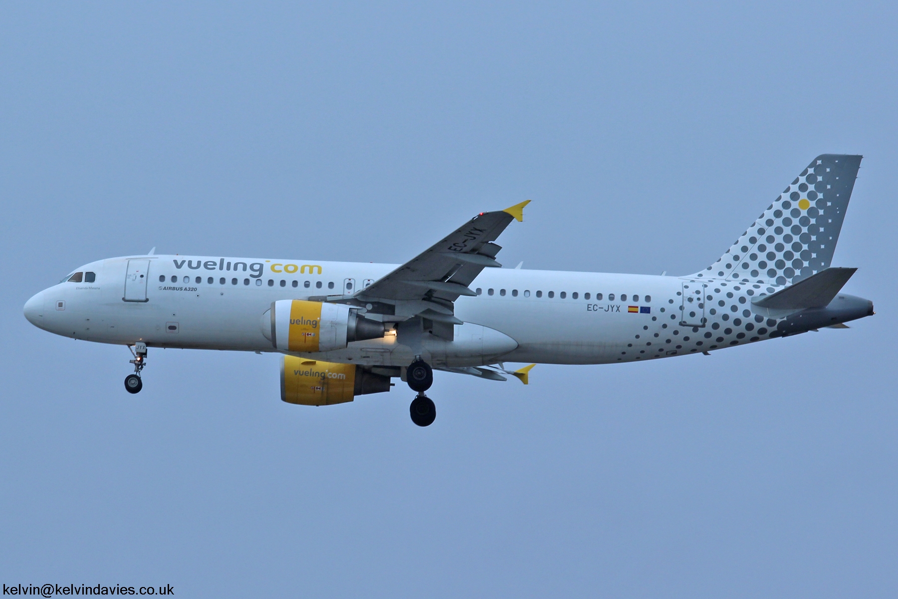 Vueling Airlines A320 EC-JYX