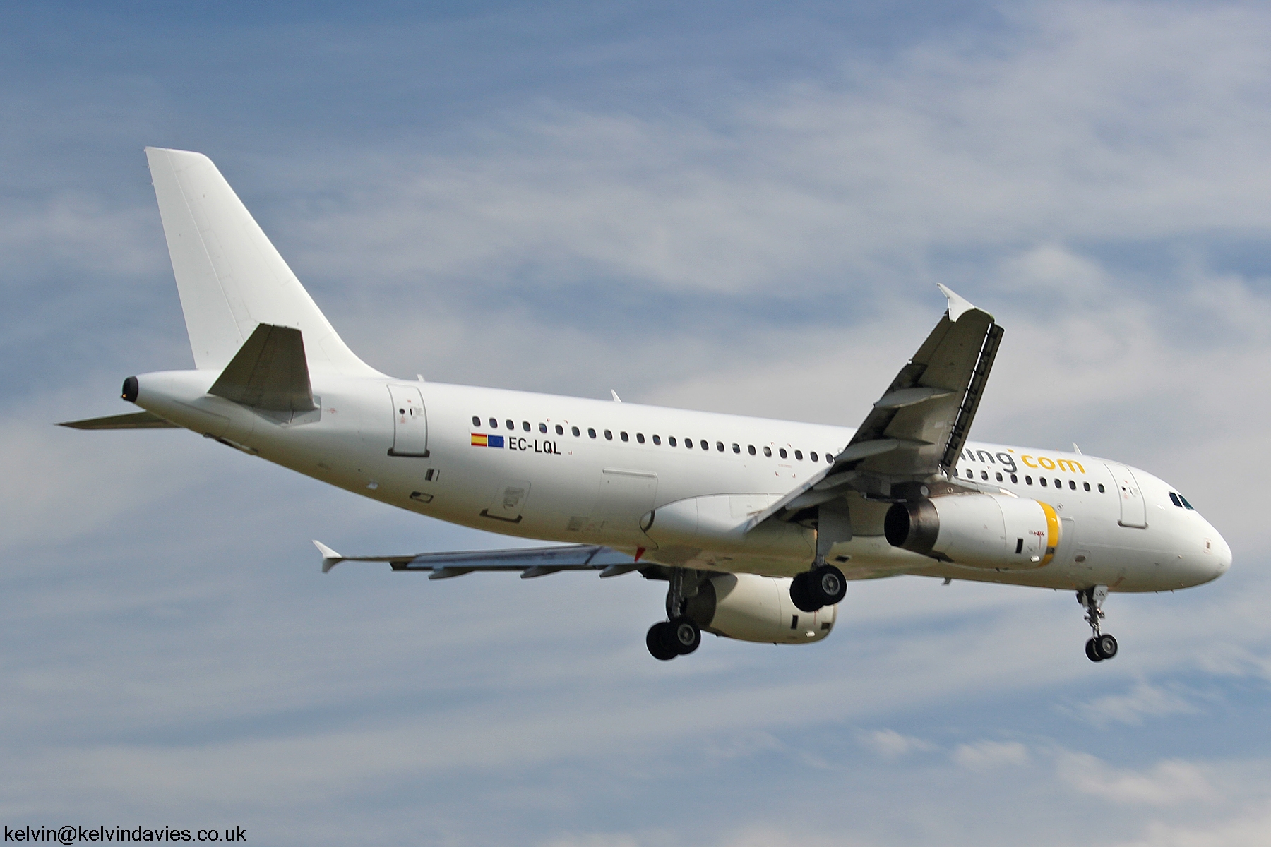 Vueling Airlines A320 EC-LQL