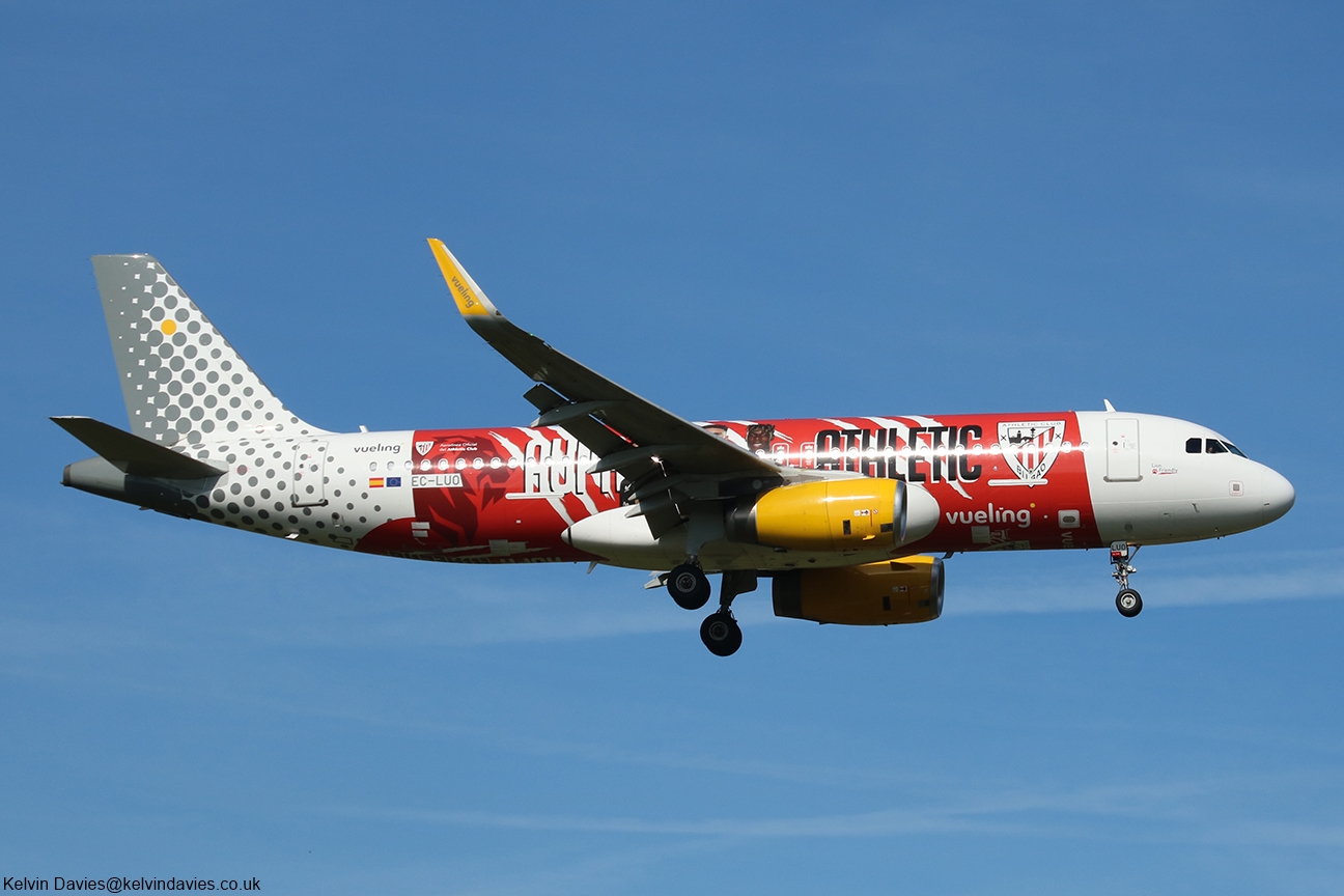 Vueling Airlines A320 EC-LUO