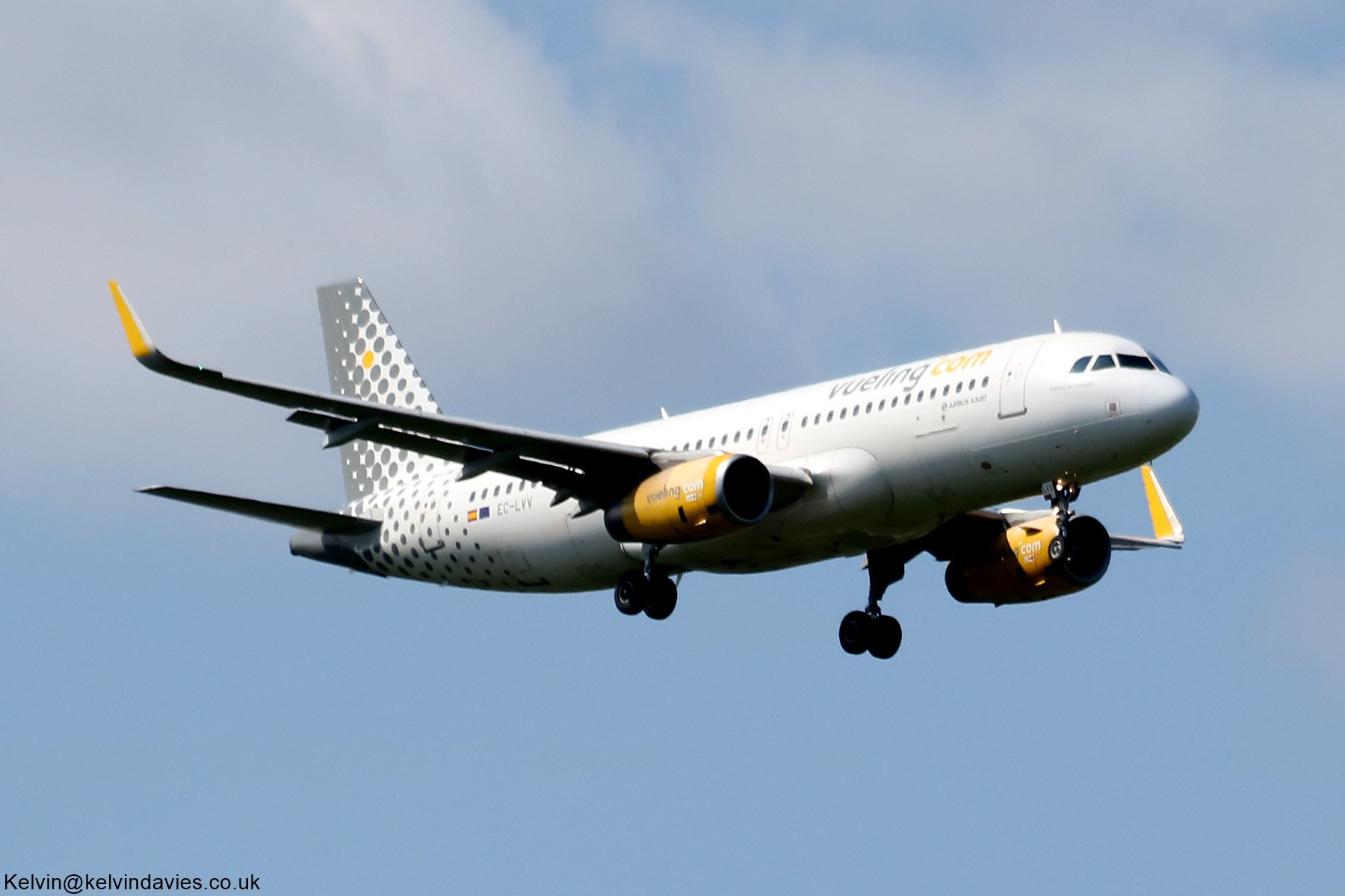Vueling Airlines A320 EC-LVV