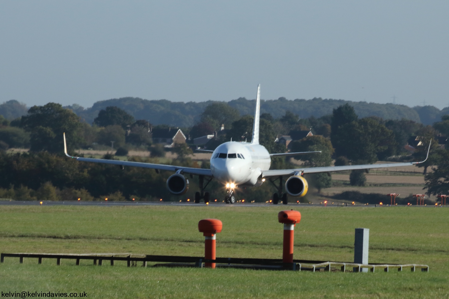 Vueling Airlines A320 EC-LZM