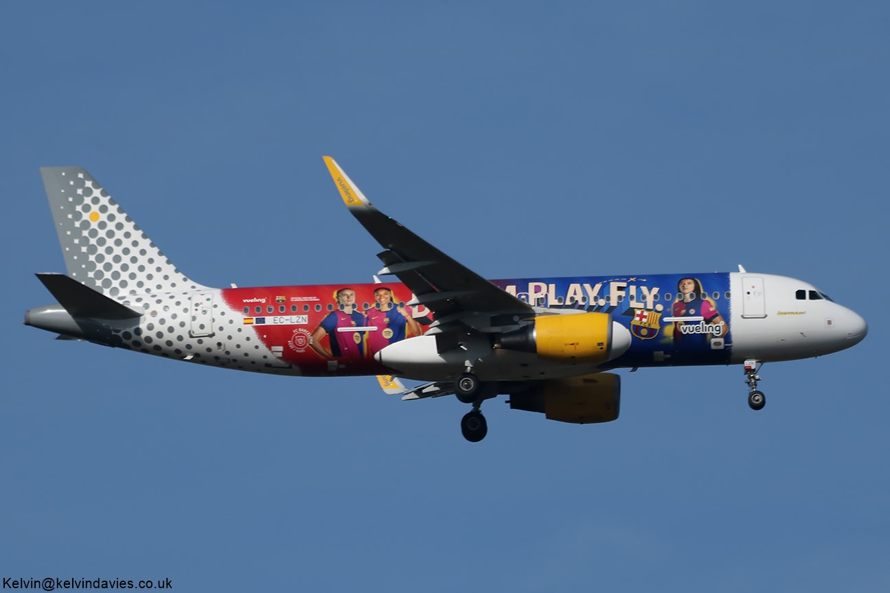 Vueling Airlines A320-200 EC-LZN