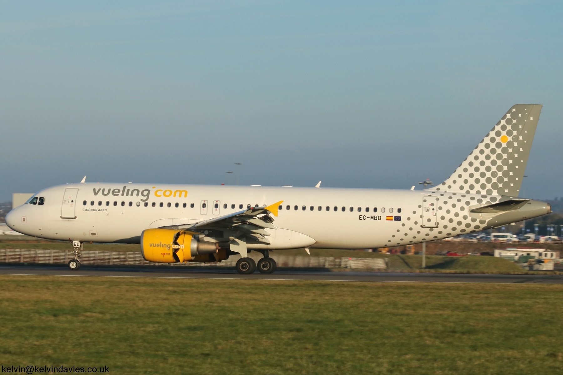 Vueling Airlines A320 EC-MBD