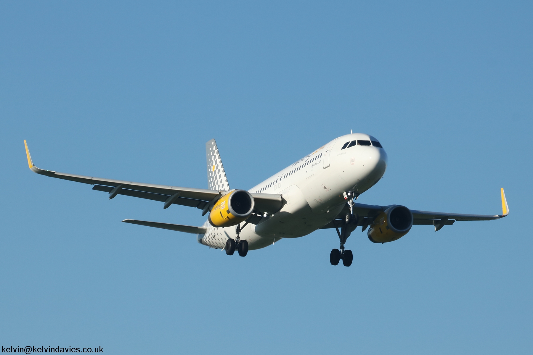 Vueling Airlines A320 EC-MFK