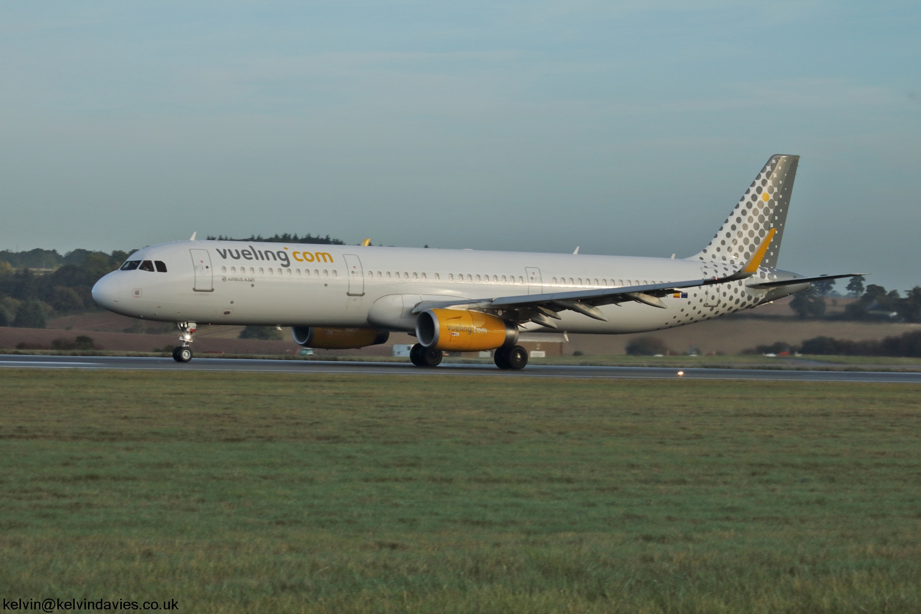 Vueling Airlines A320 EC-MJR