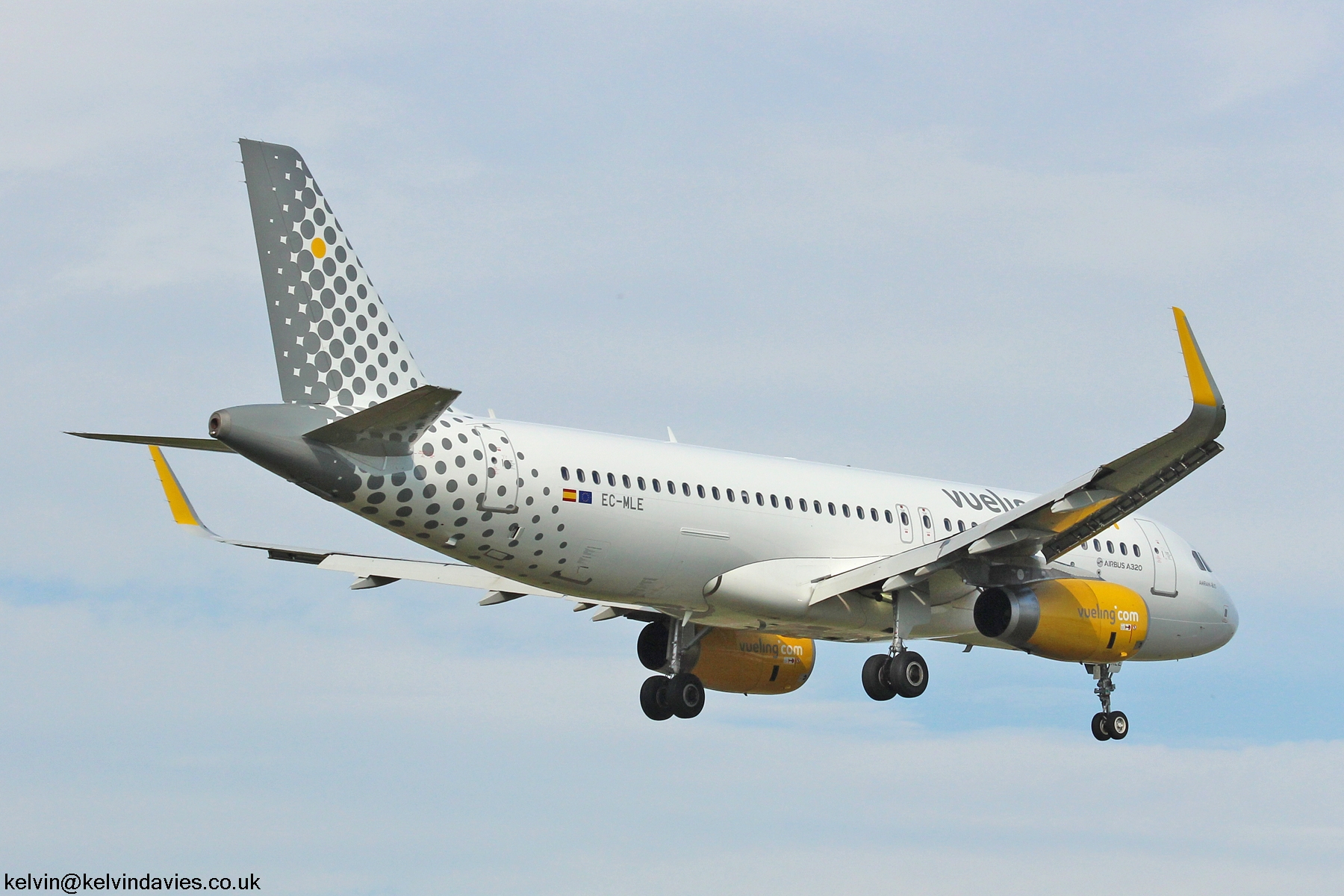 Vueling Airlines A320L EC-MLE
