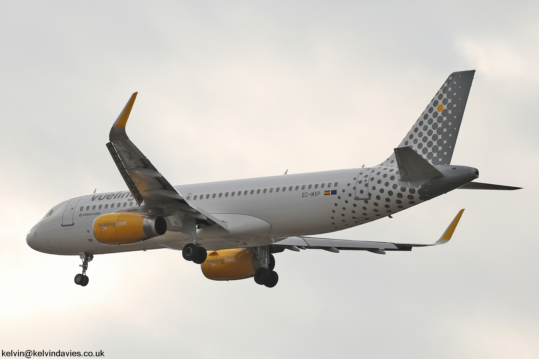 Vueling Airlines A320 EC-MXP