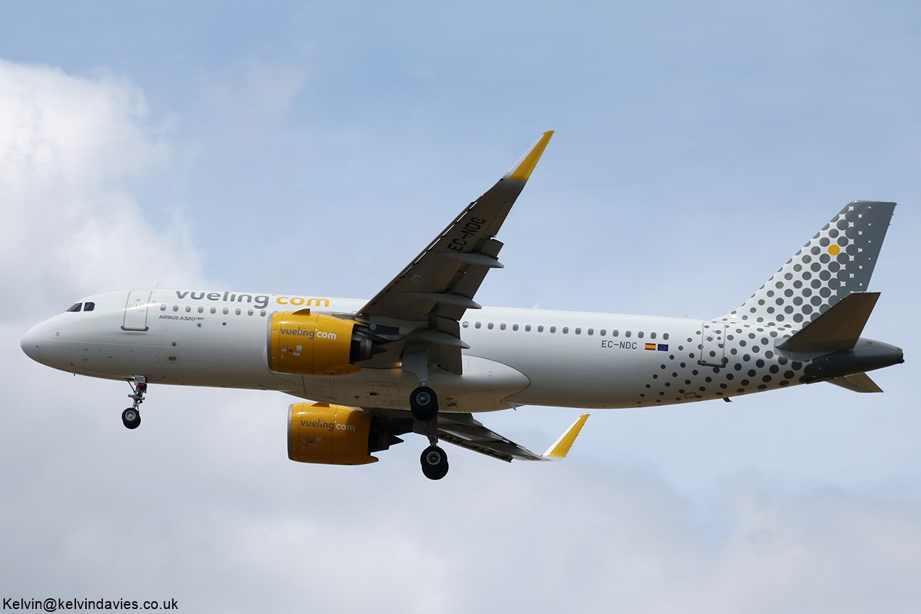 Vueling Airlines A320NEO EC-NDC
