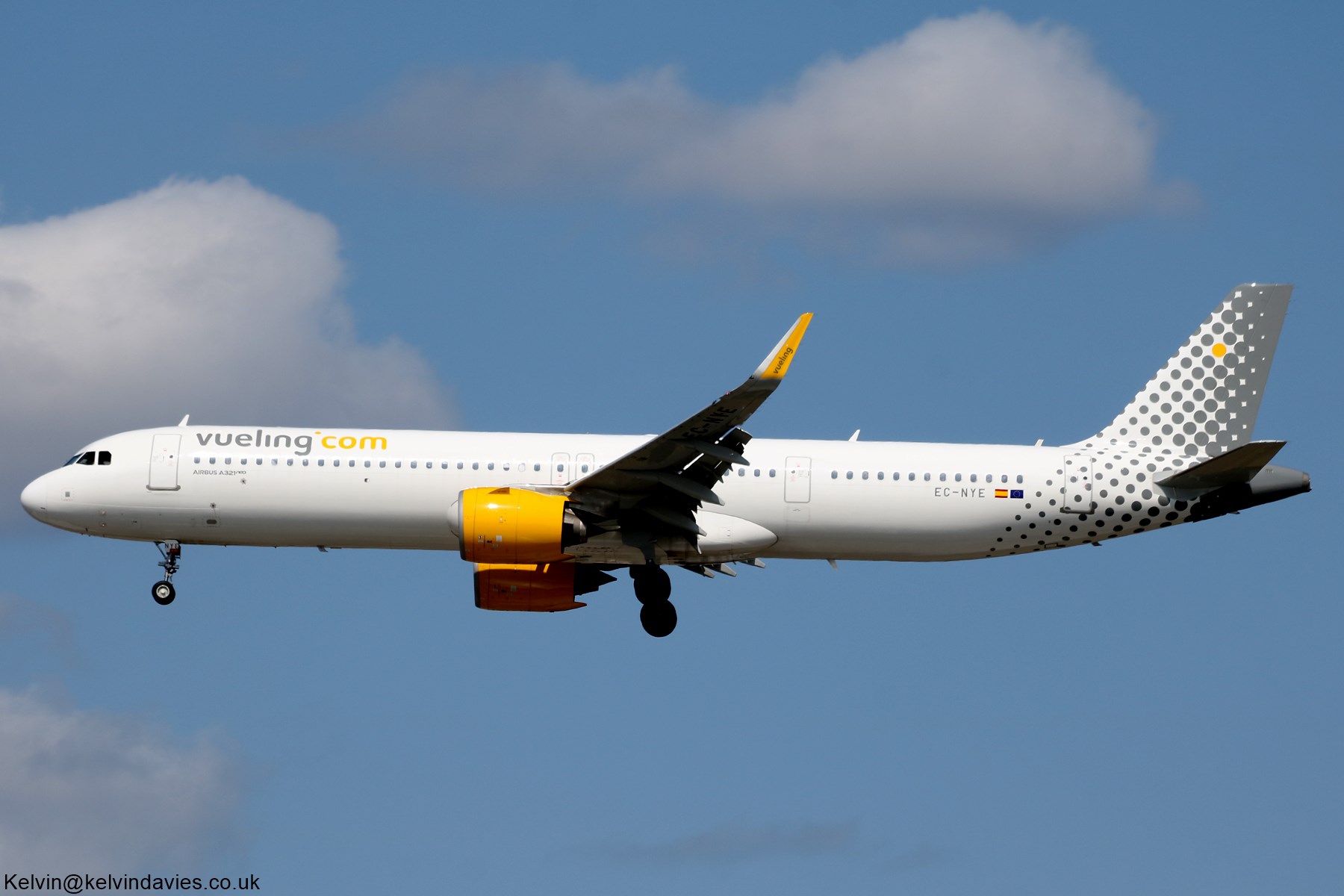 Vueling Airlines A321 NEO EC-NYE