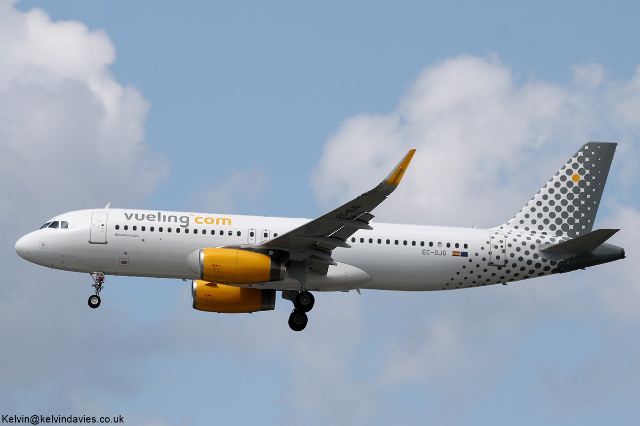 Vueling Airlines A320 EC-OJG