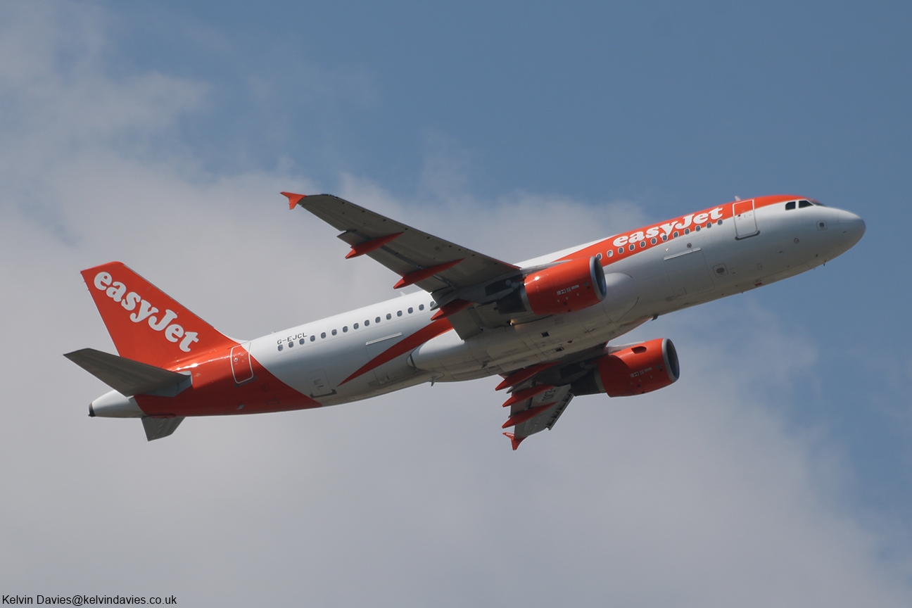 EasyJet UK A320 G-ECJL