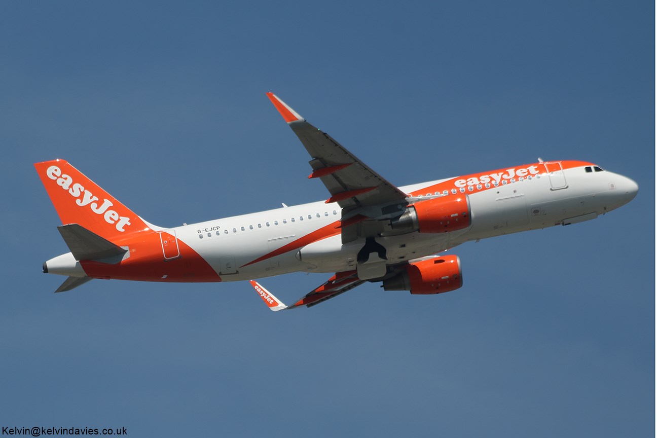 EasyJet UK A320 G-EJCP