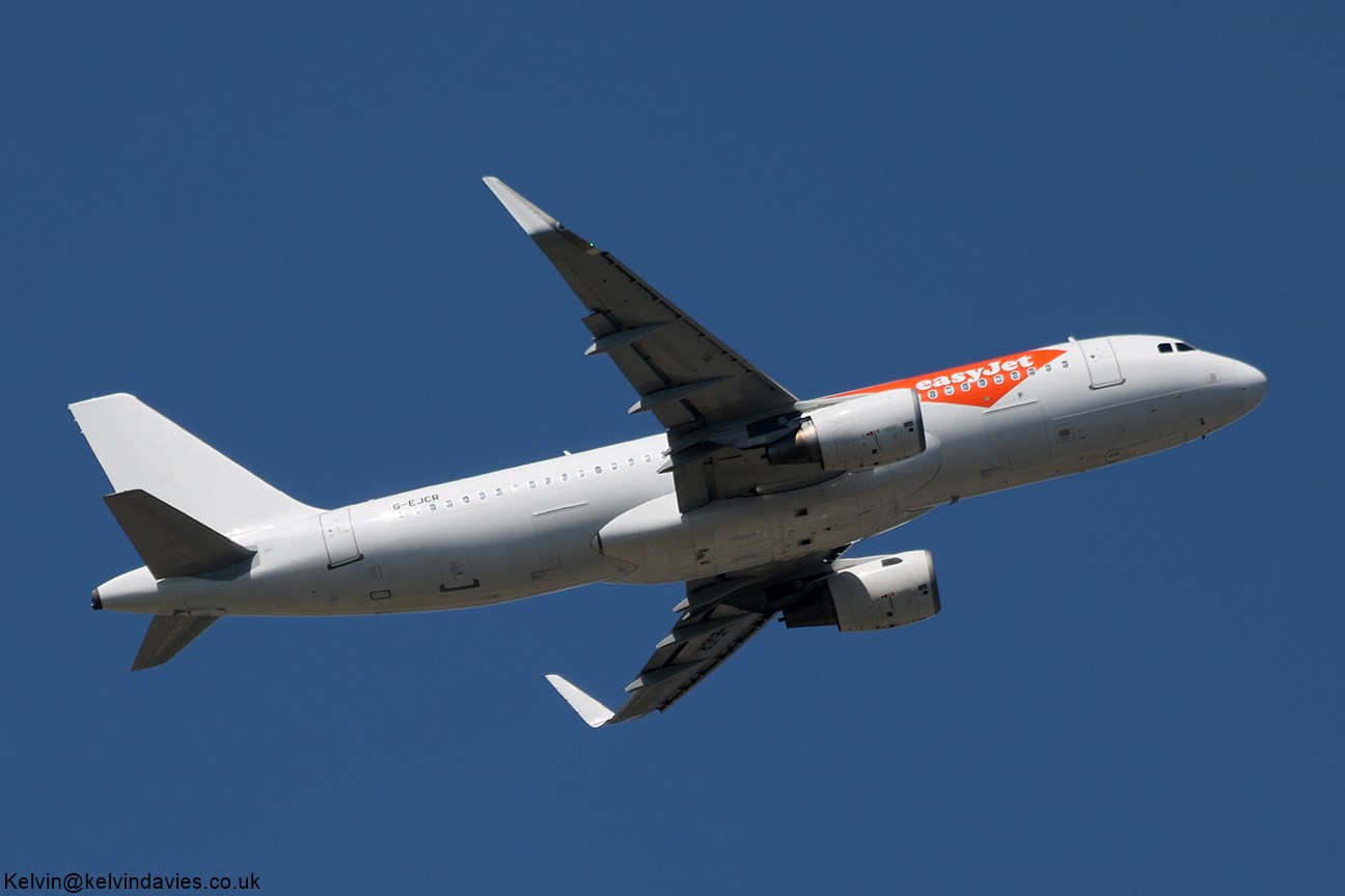 EasyJet UK A320 G-EJCR