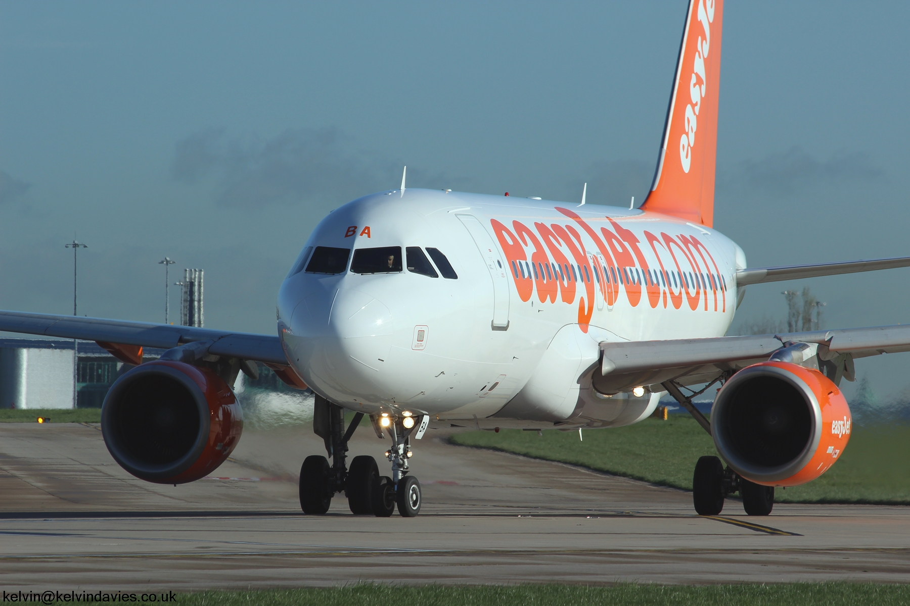 Easyjet A319 G-EZBA
