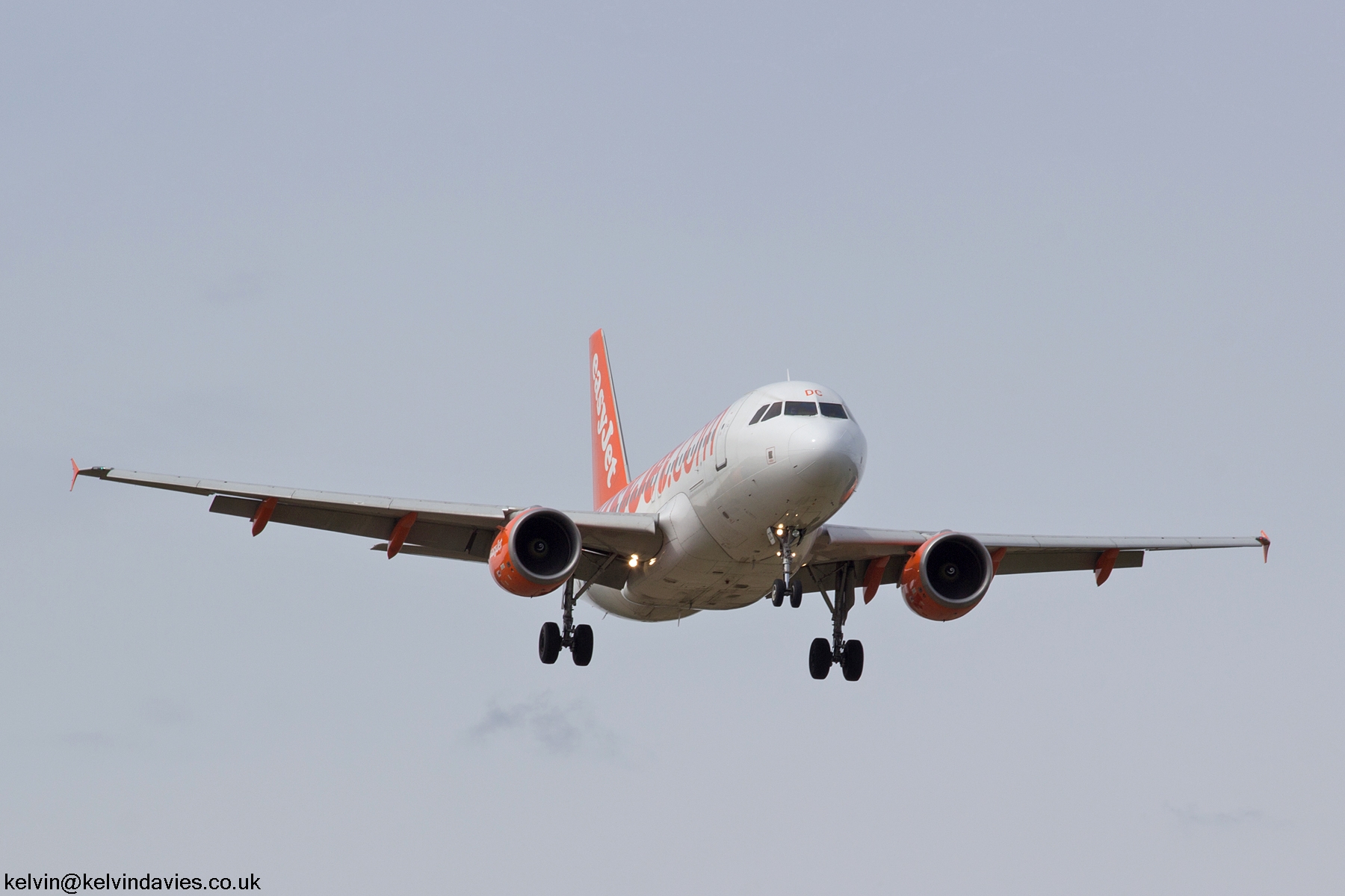 EasyJet A319 G-EZDC