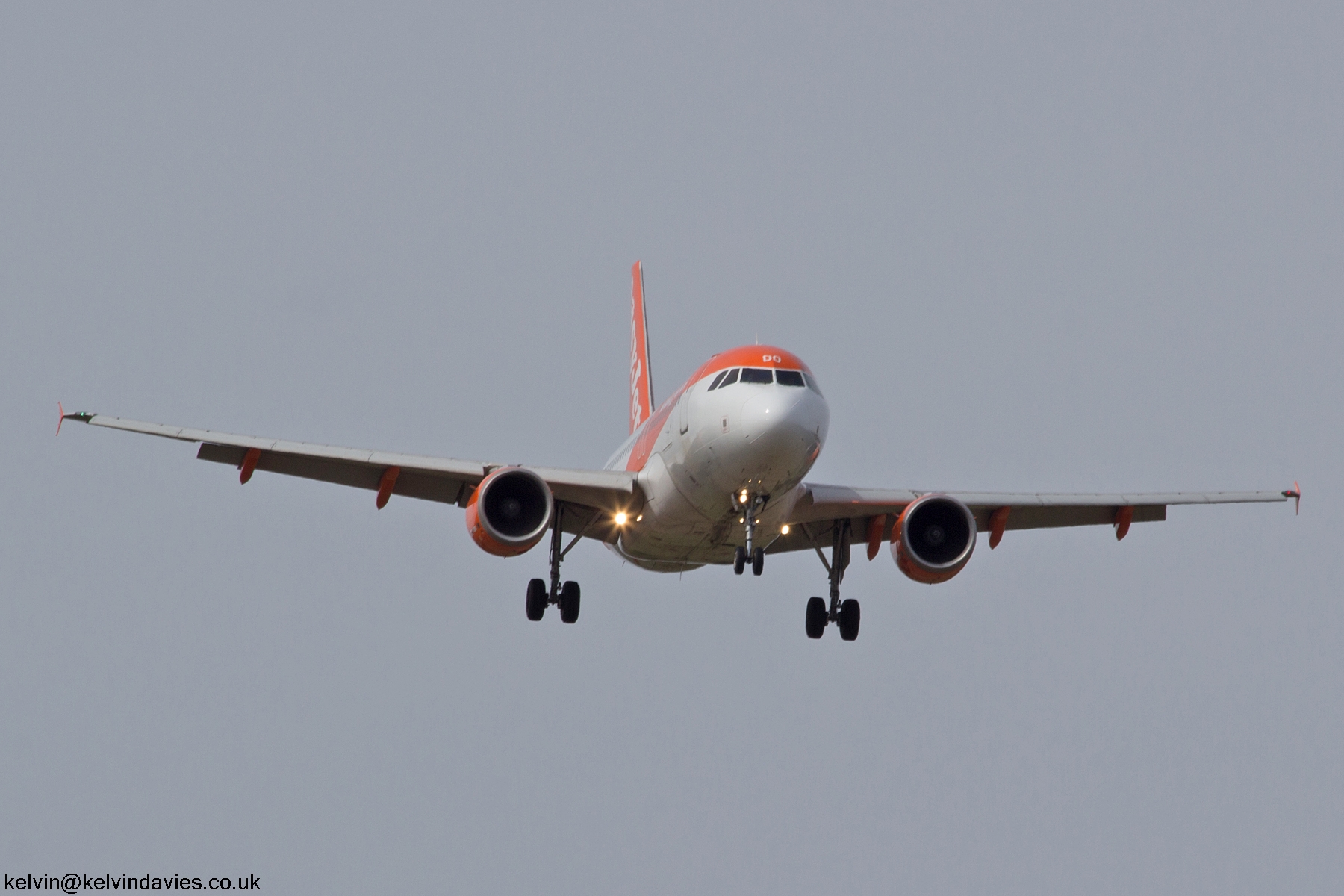 EasyJet A319 G-EZDO