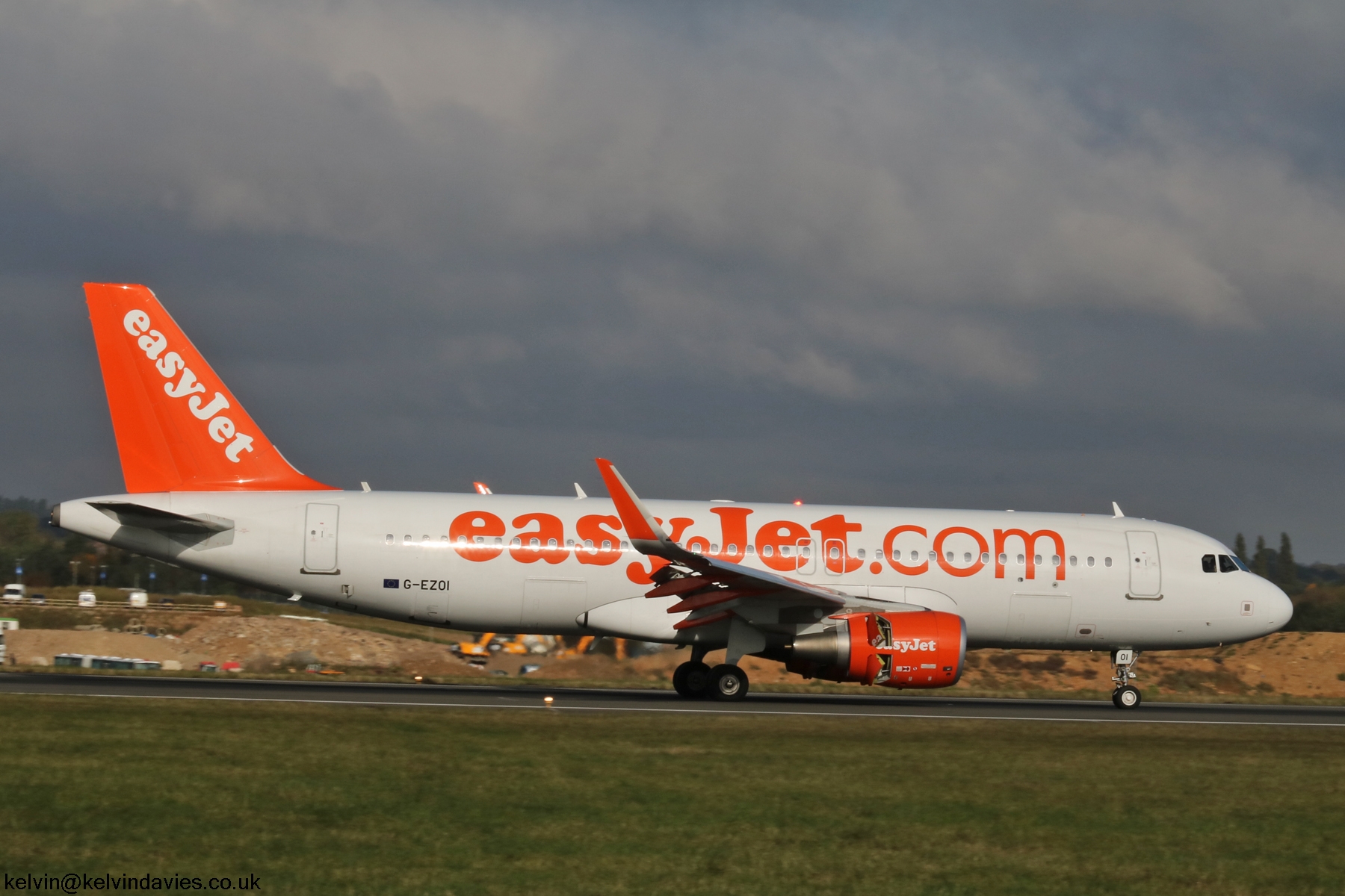 easyJet A320 G-EZOI