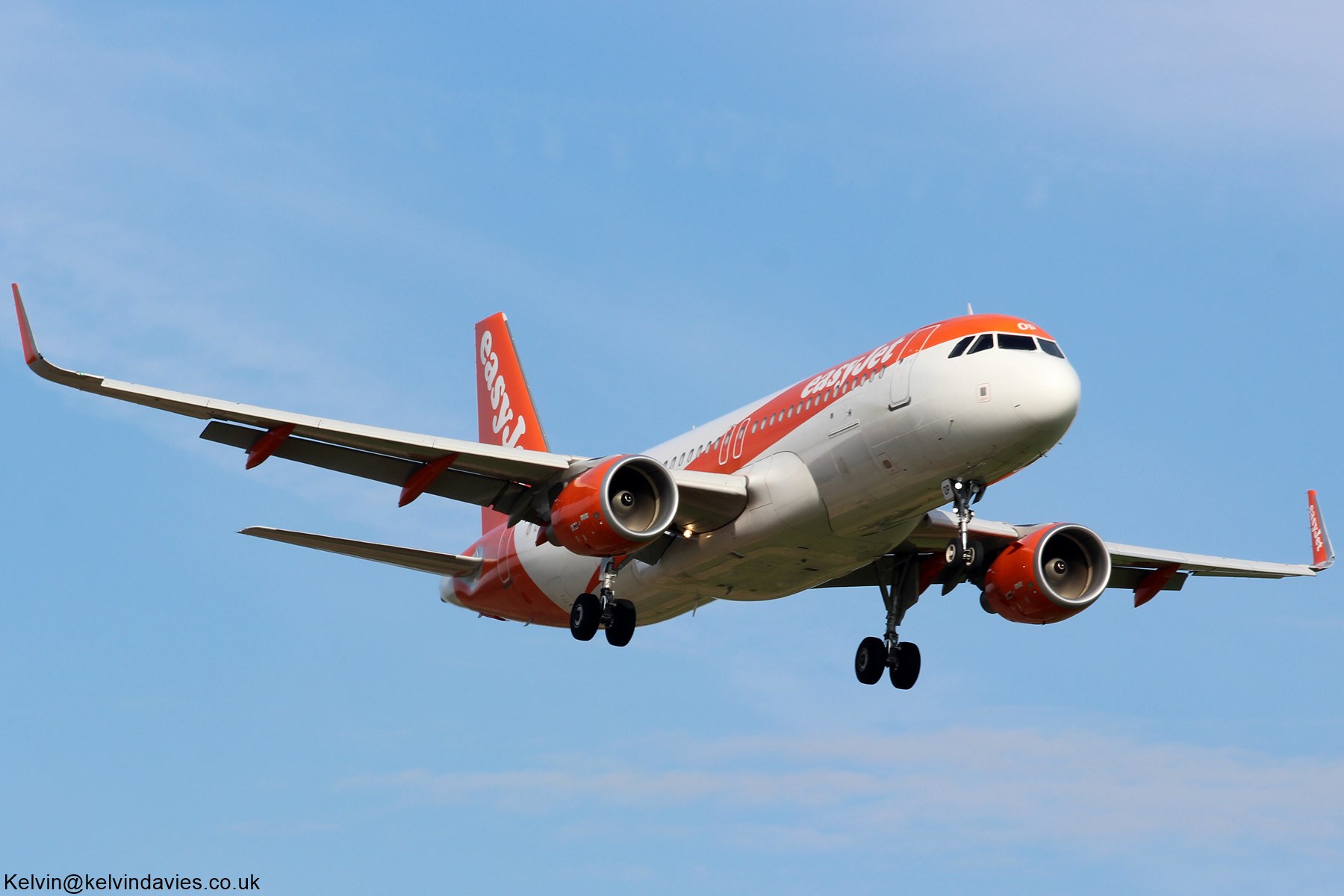 easyJet A320 G-EZOP