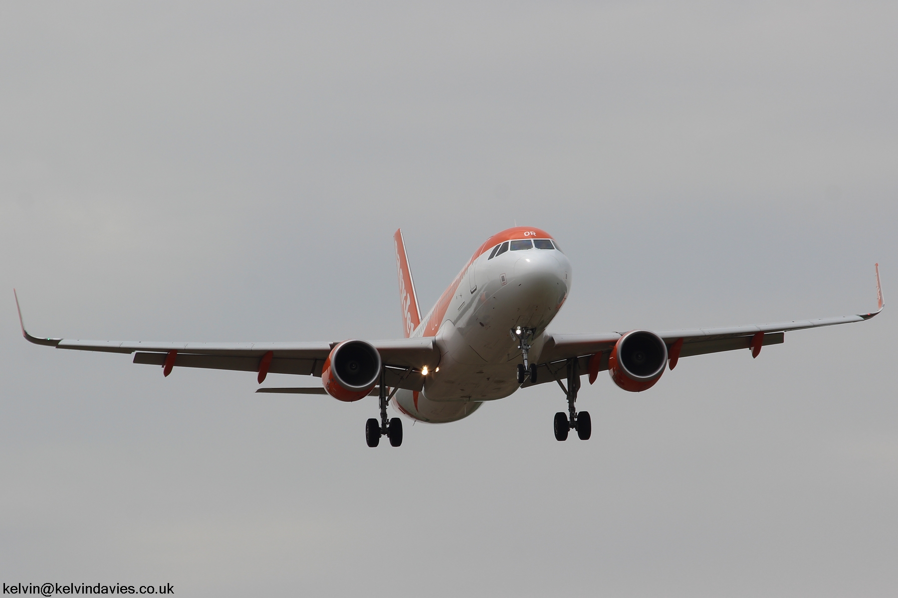 easyJet A320 G-EZOR