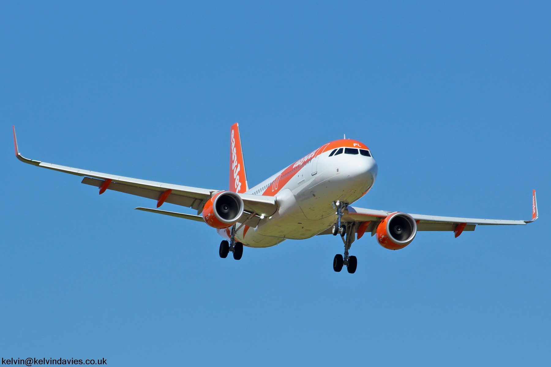 Easyjet A320 G-EZPL