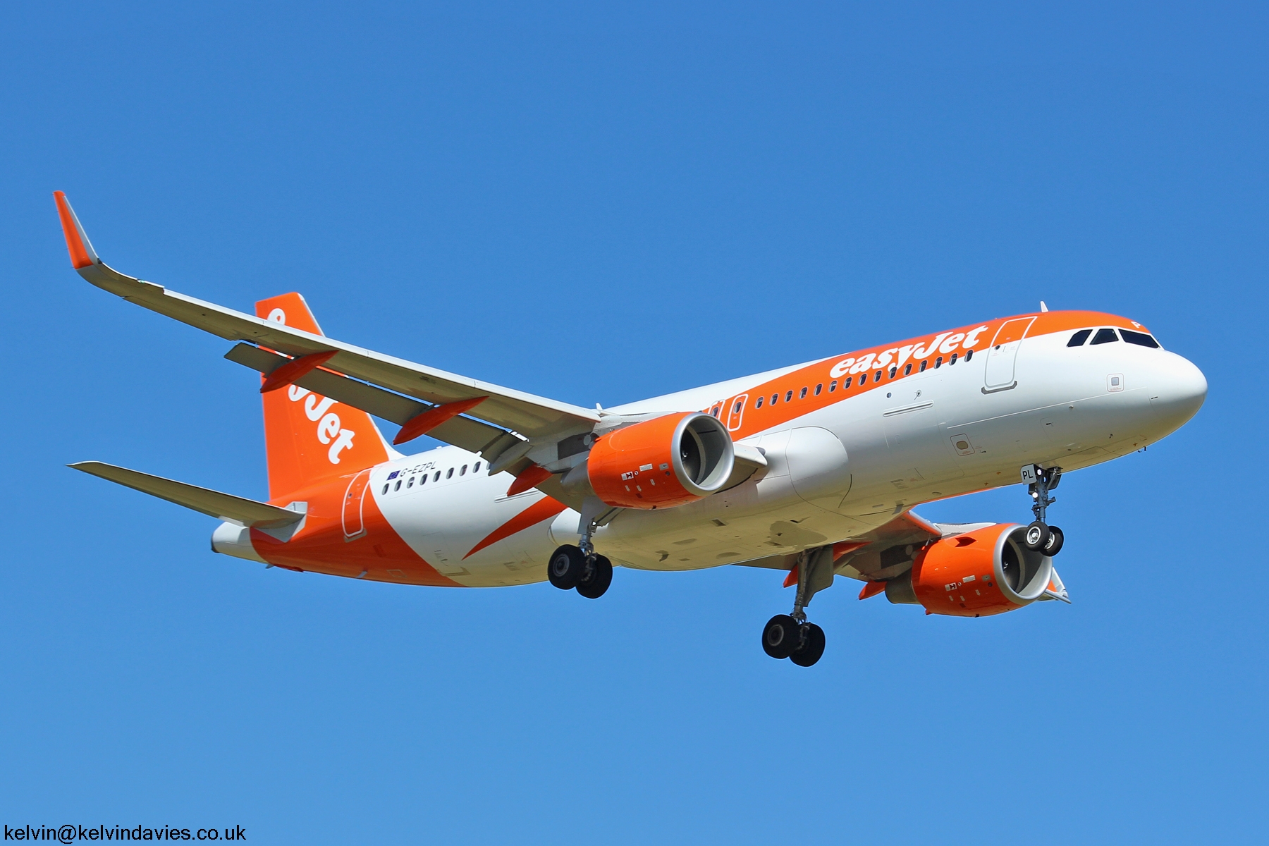 Easyjet A320 G-EZPL