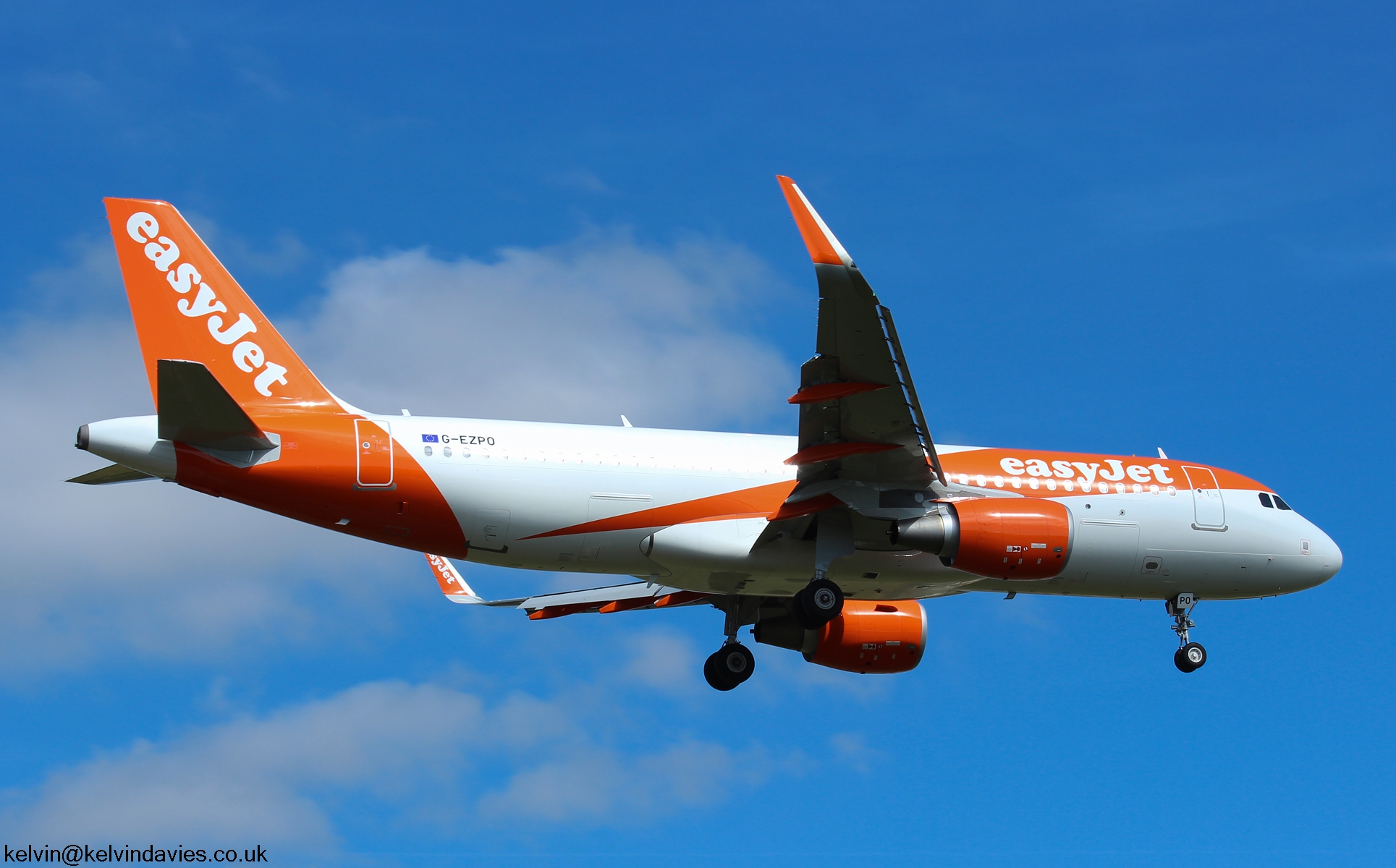 easyJet A320 G-EZPO