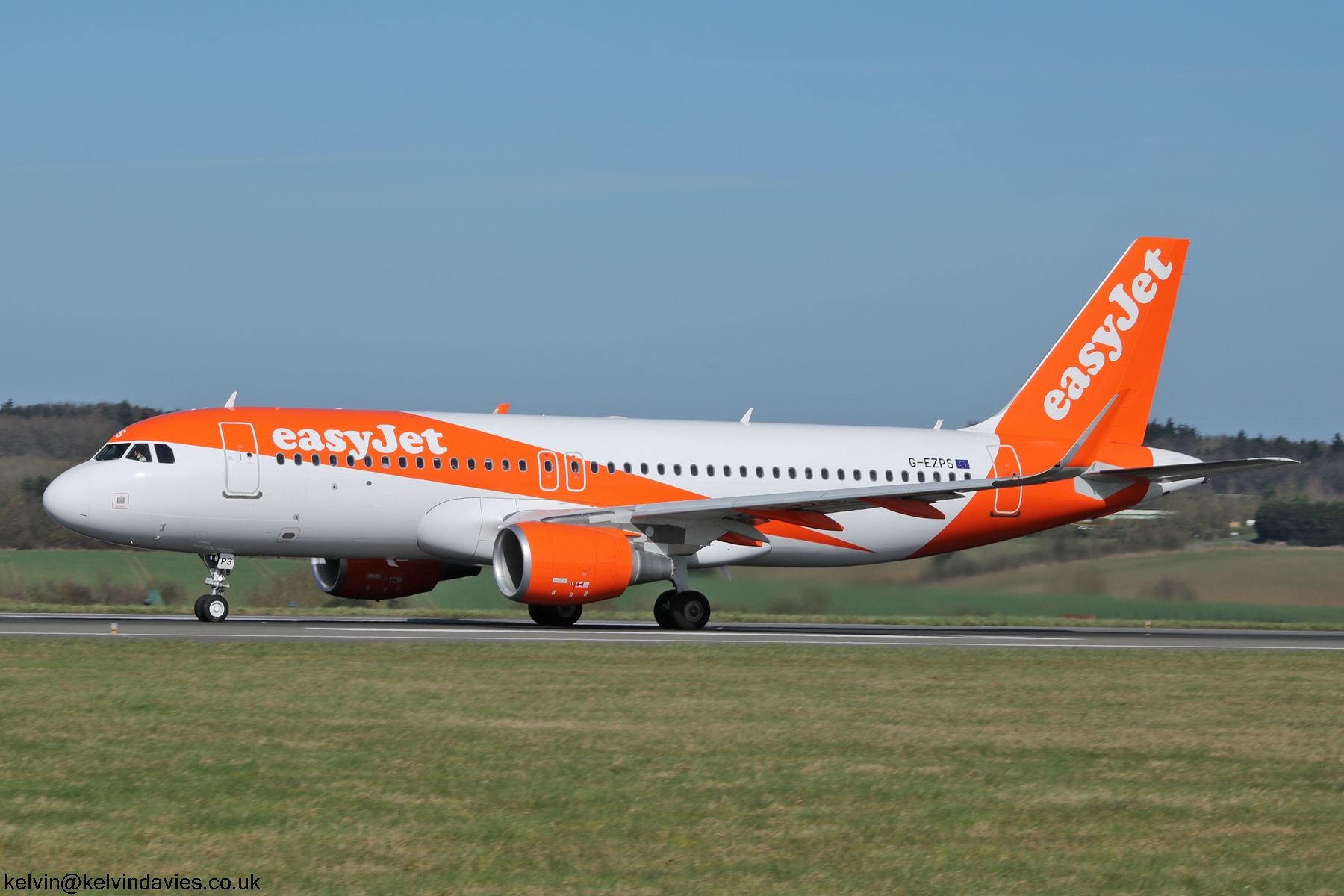 easyJet A320 G-EZPS