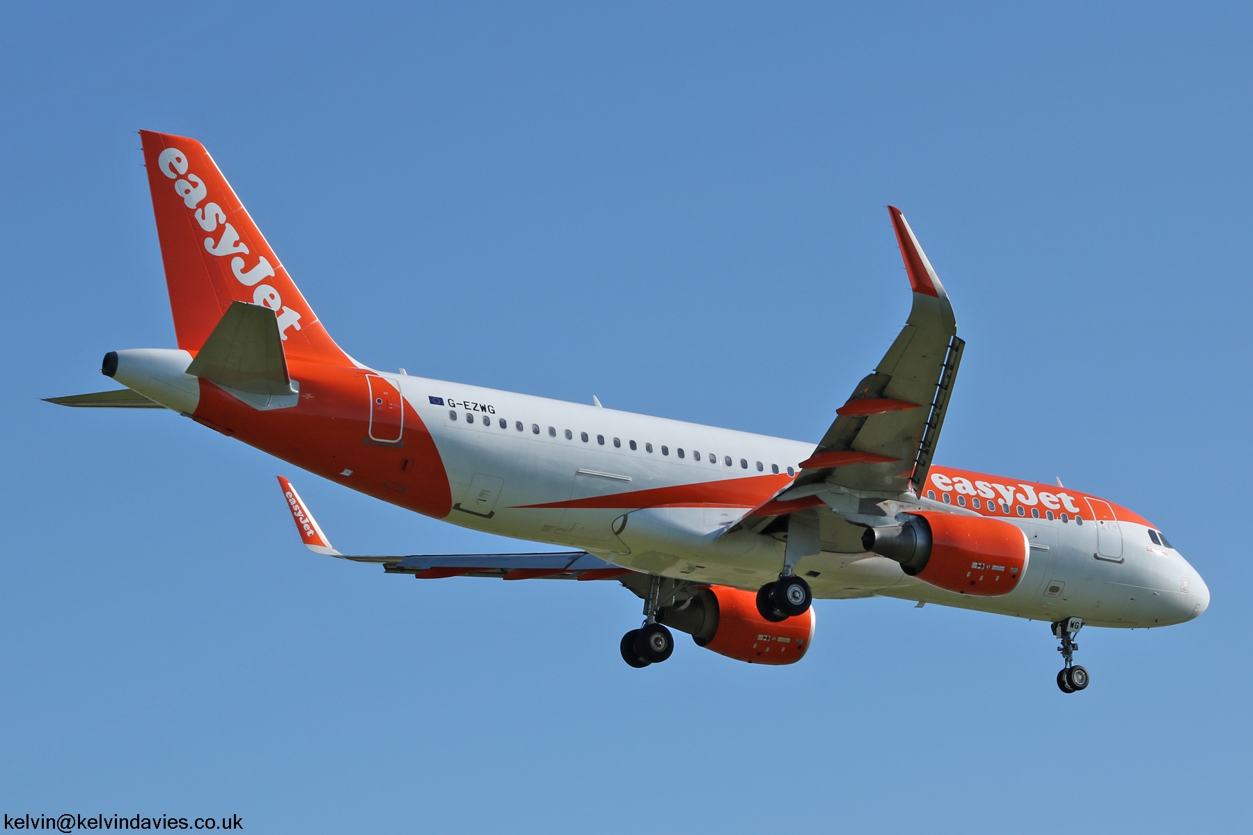 easyJet A320 G-EZWG