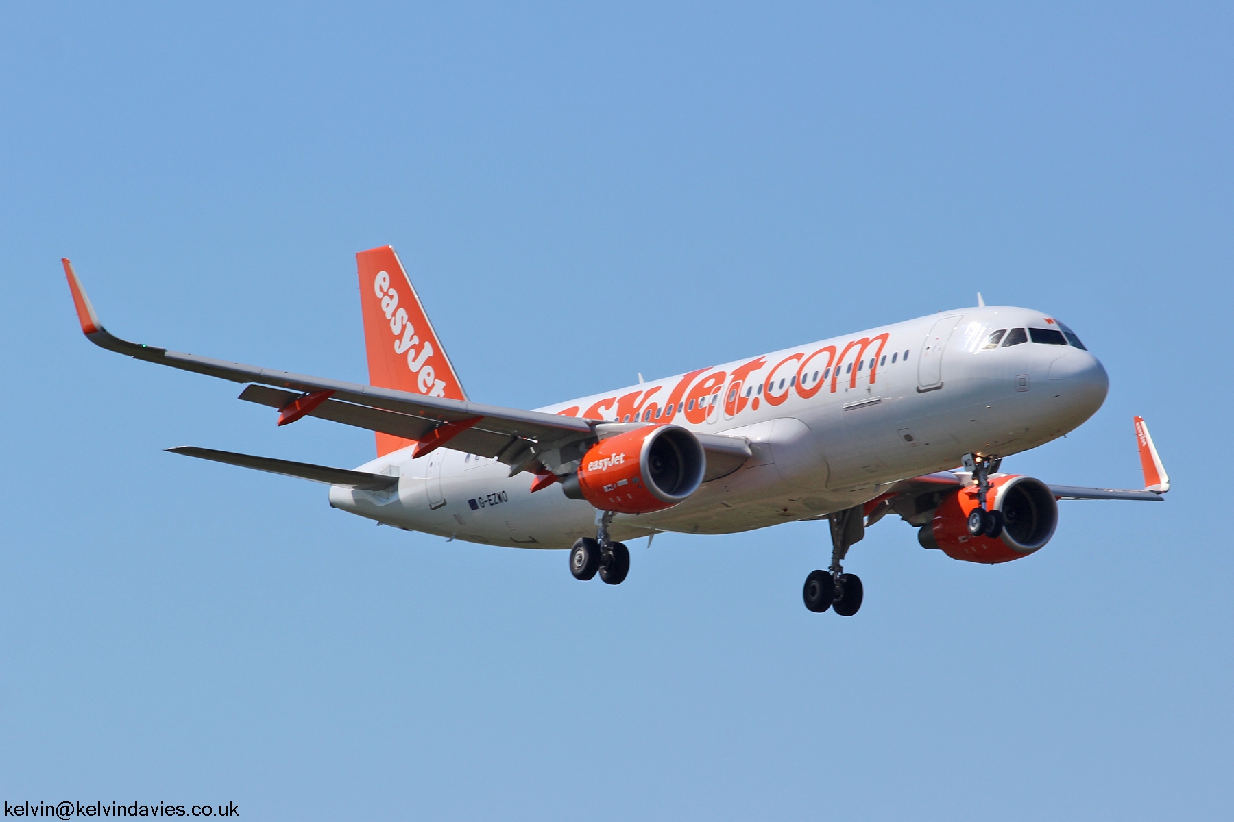 easyJet A320 G-EZWO