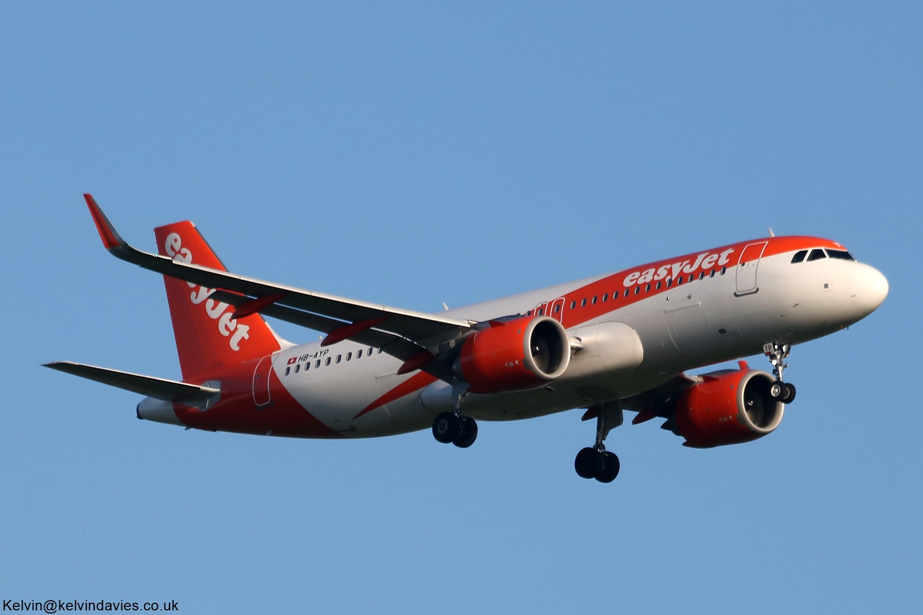 easyJet Switzerland A320 HB-AYP