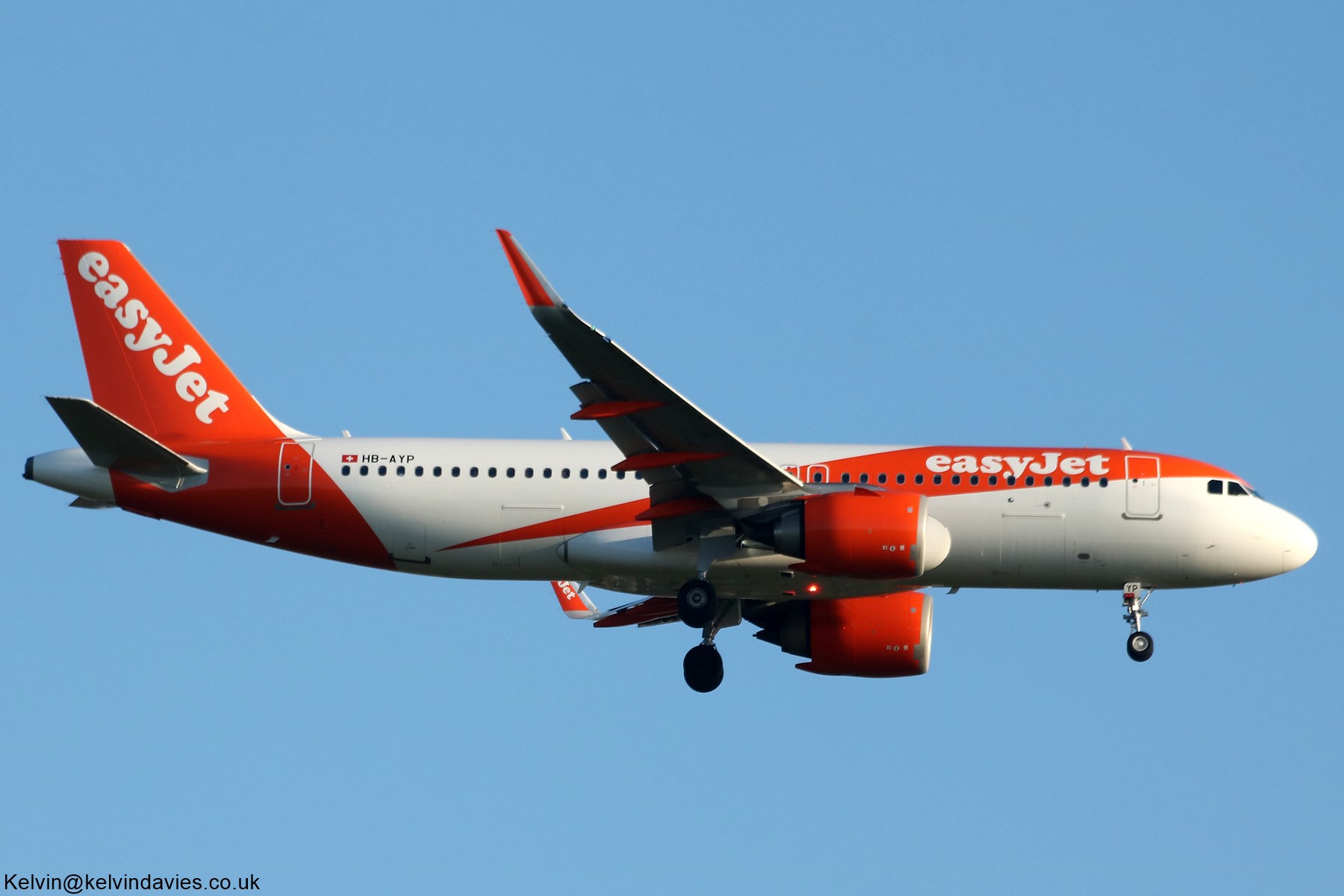 easyJet Switzerland A320 HB-AYP