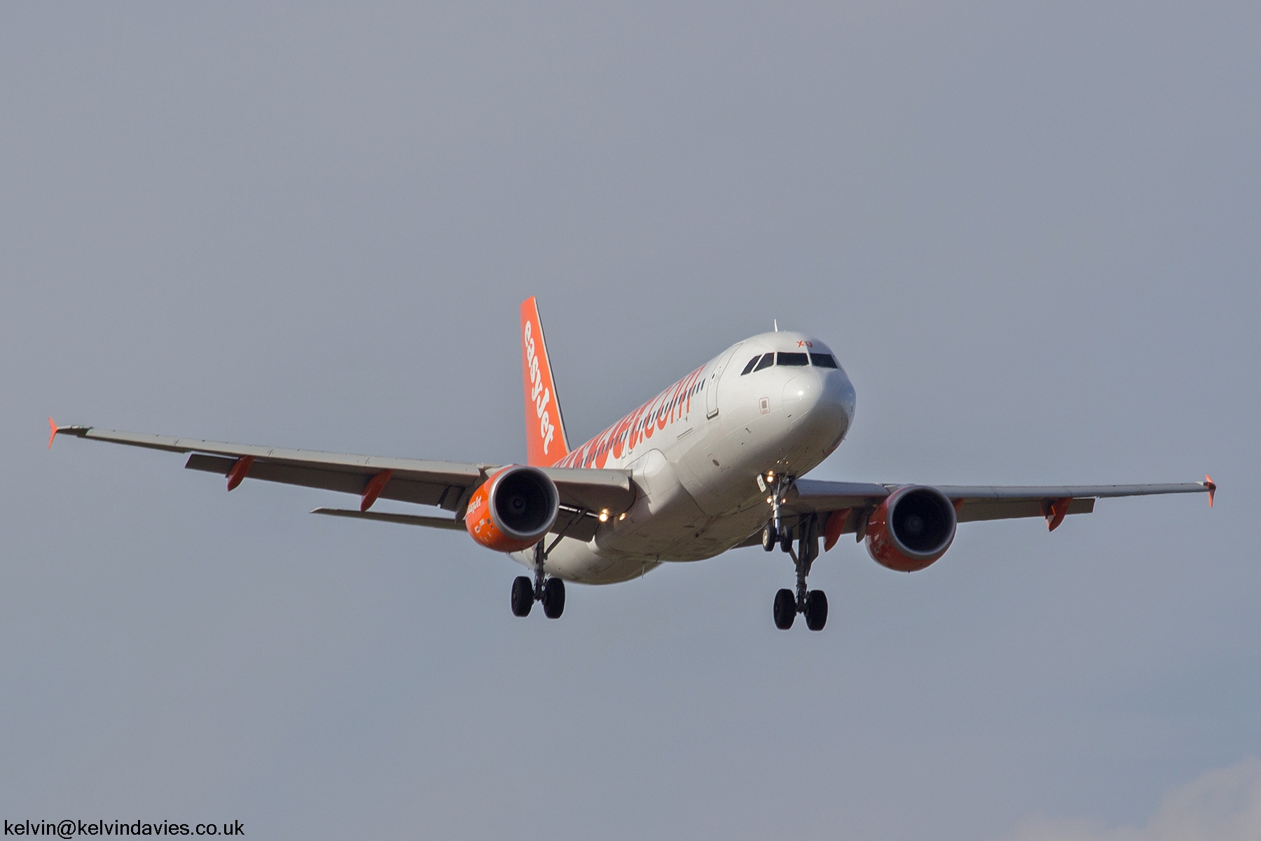 easyJet Switzerland A320 HB-JXD