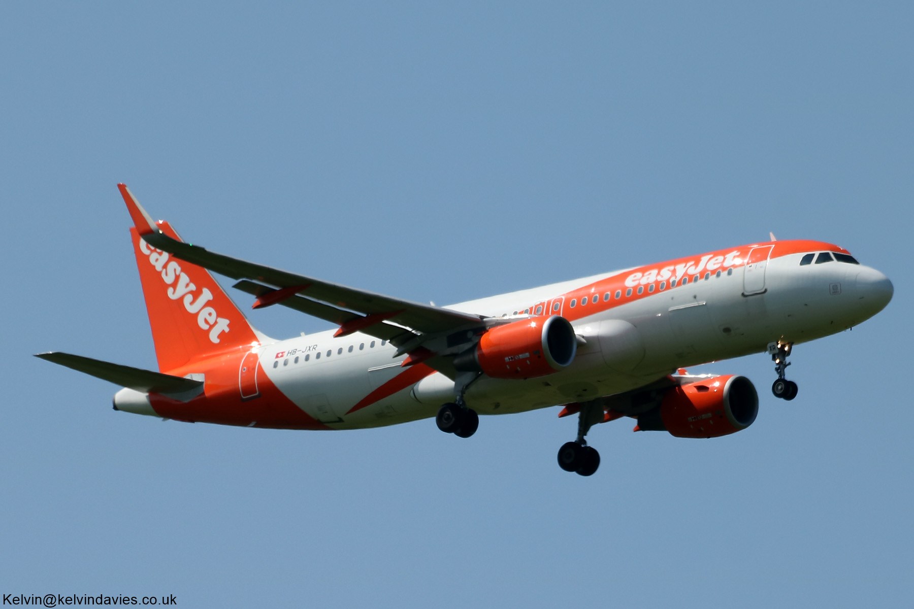 easyJet A320 HB-JXR