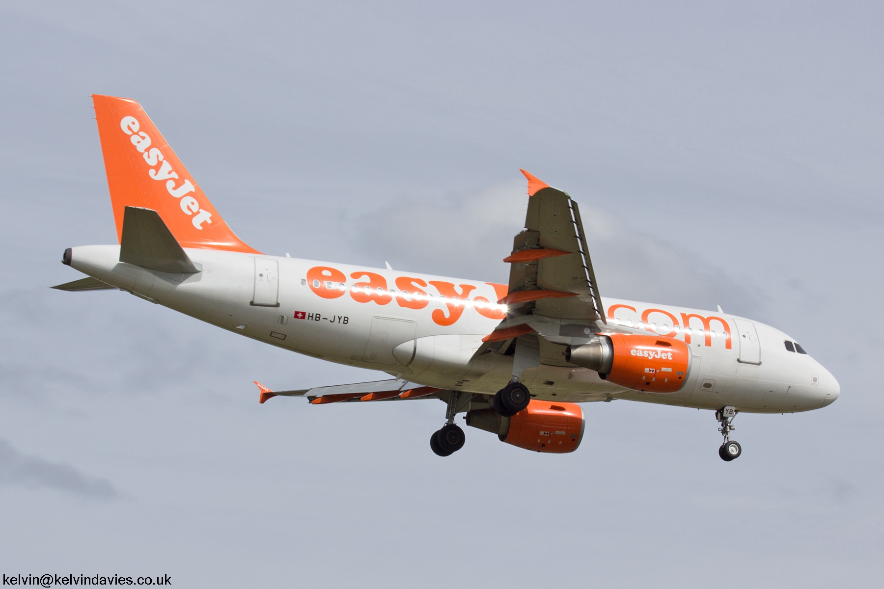 EasyJet Switzerland A319 HB-JYB