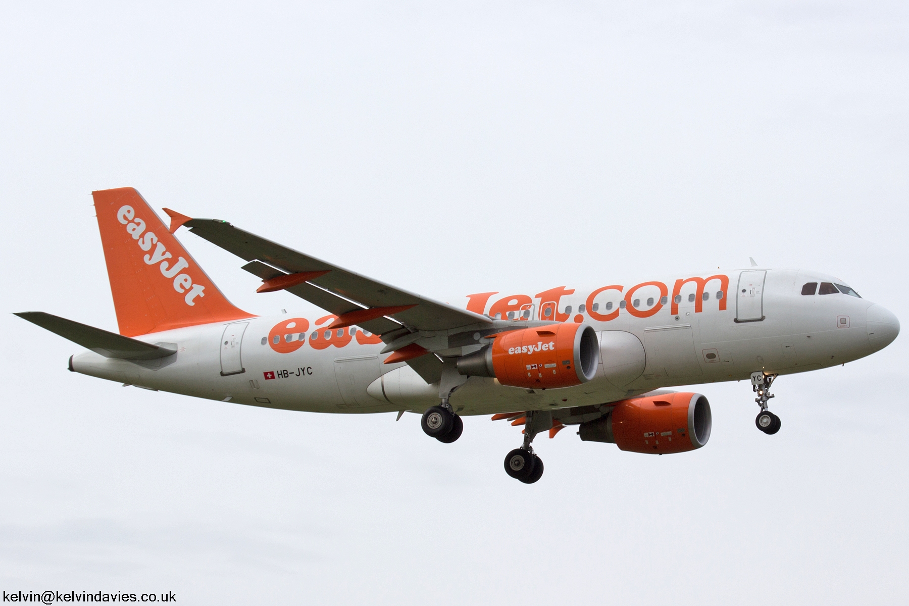 EasyJet Switzerland A319 HB-JYC