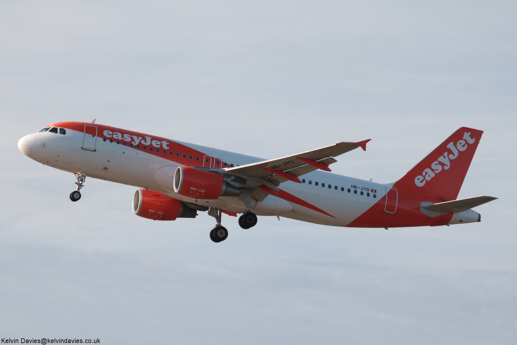 easyJet Switzerland A320 HB-JYD