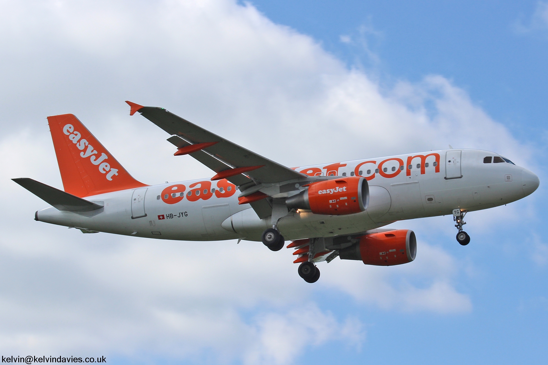 easyJet A319 HB-JYG