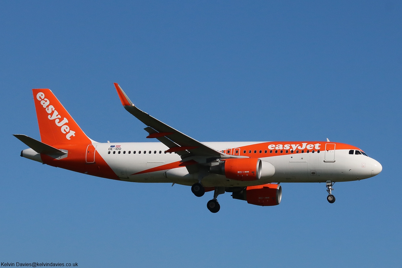 easyJet Europe A320-200 OE-IDO