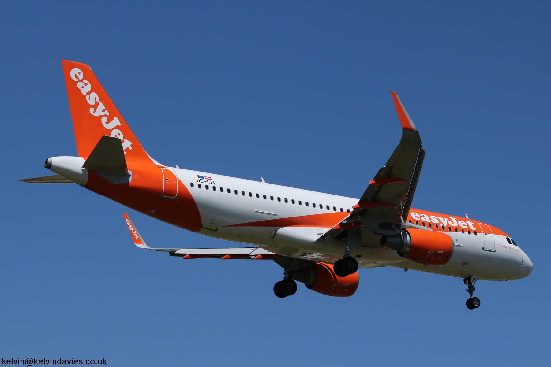 easyJet A320 OE-IJA