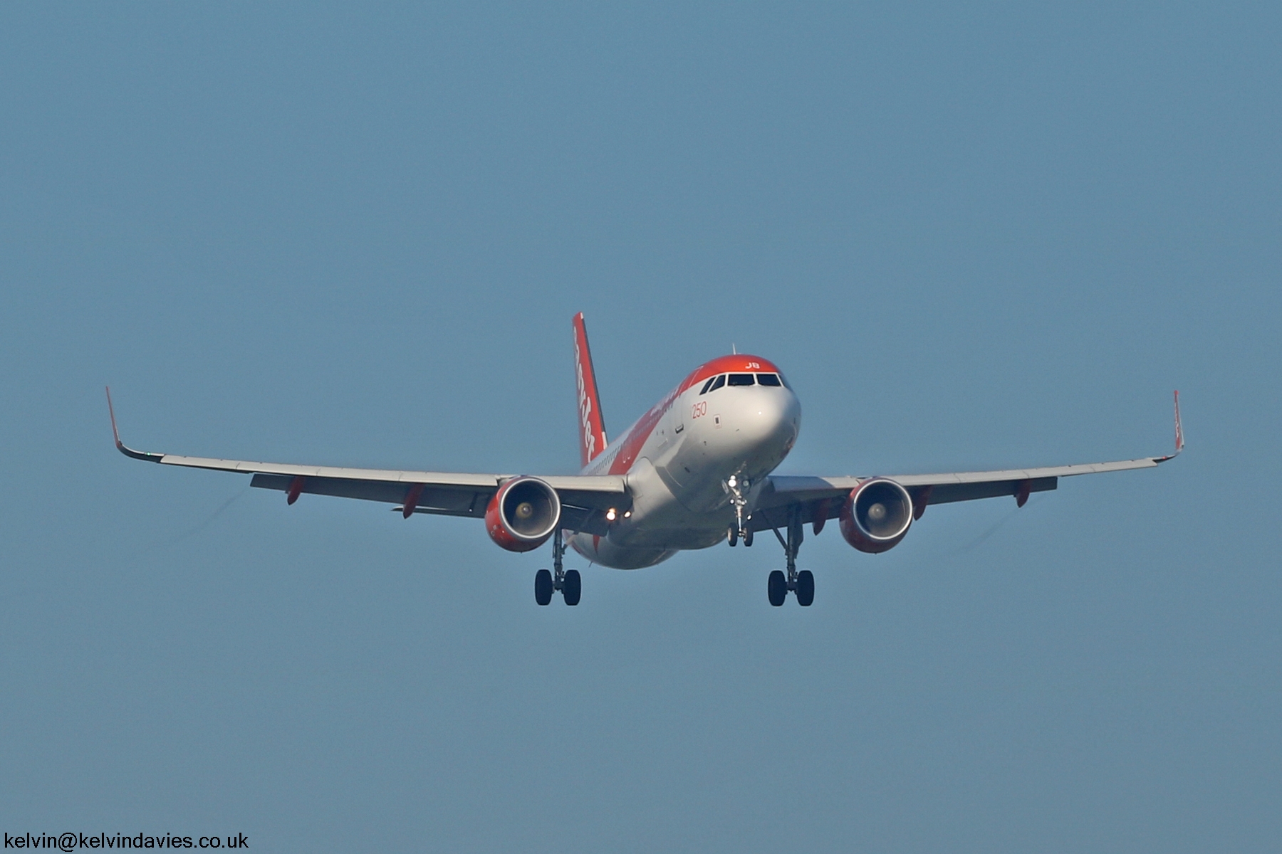 easyJet Europe A320 OE-IJB