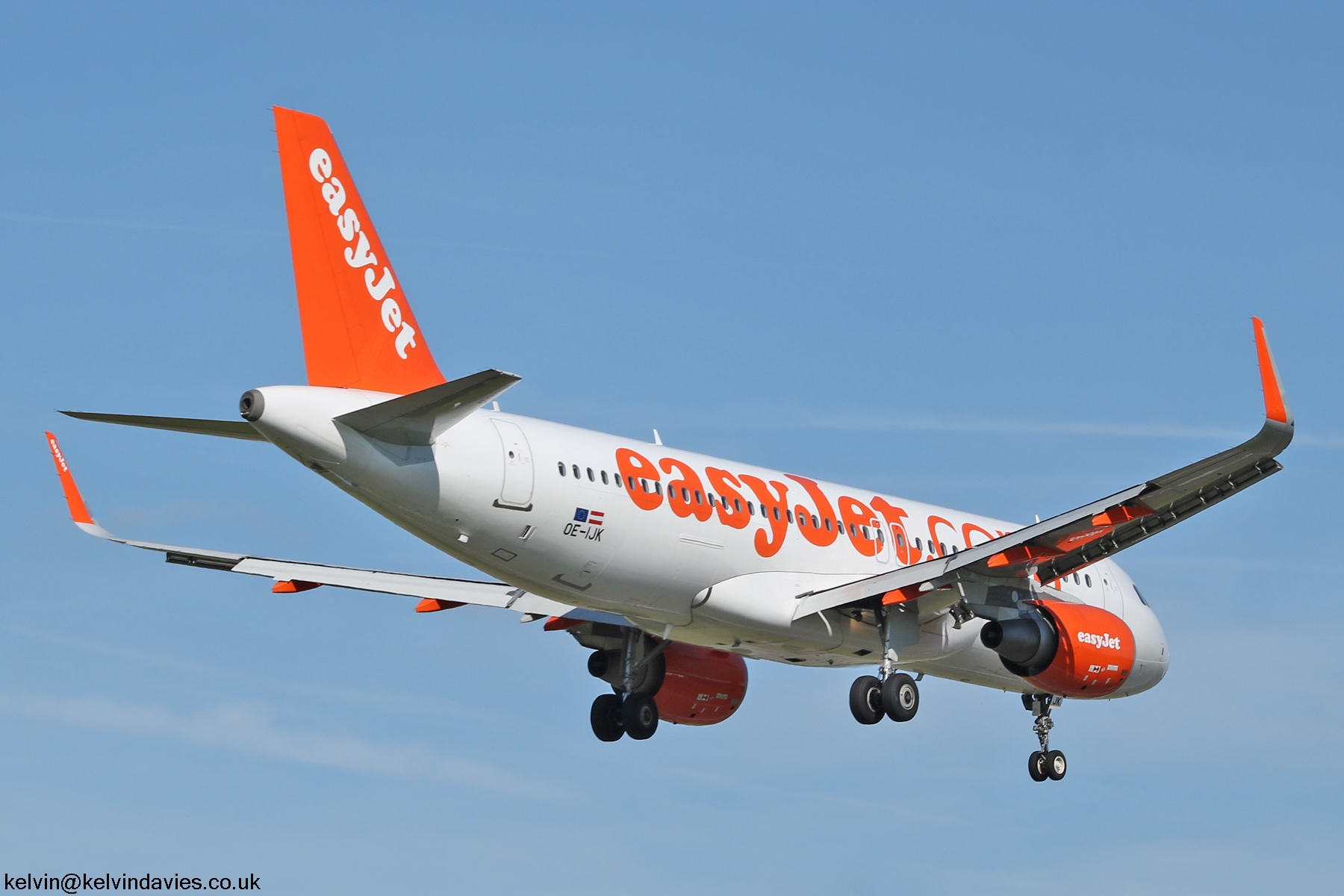 easyJet Europe A320 OE-IJK
