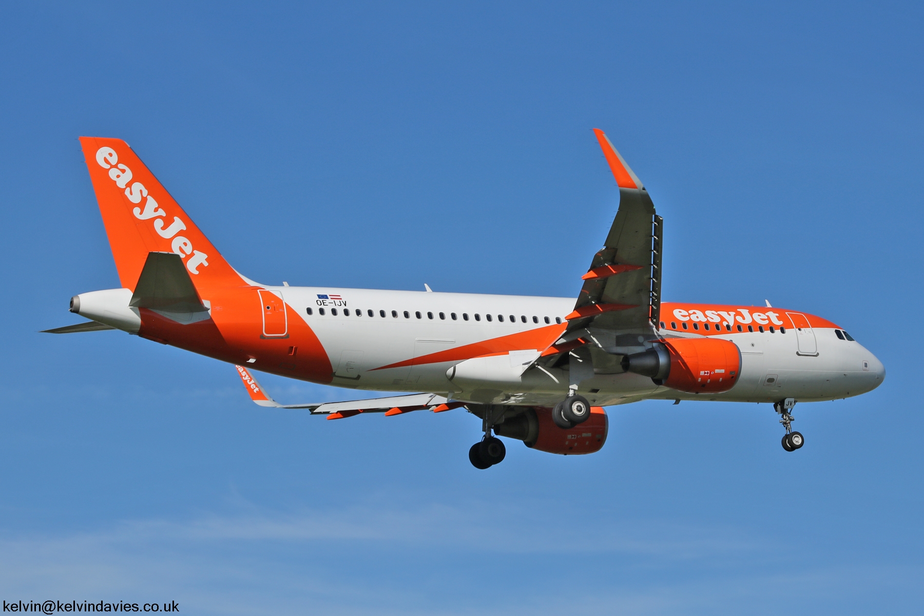 easyJet Europe A320 OE-IJV