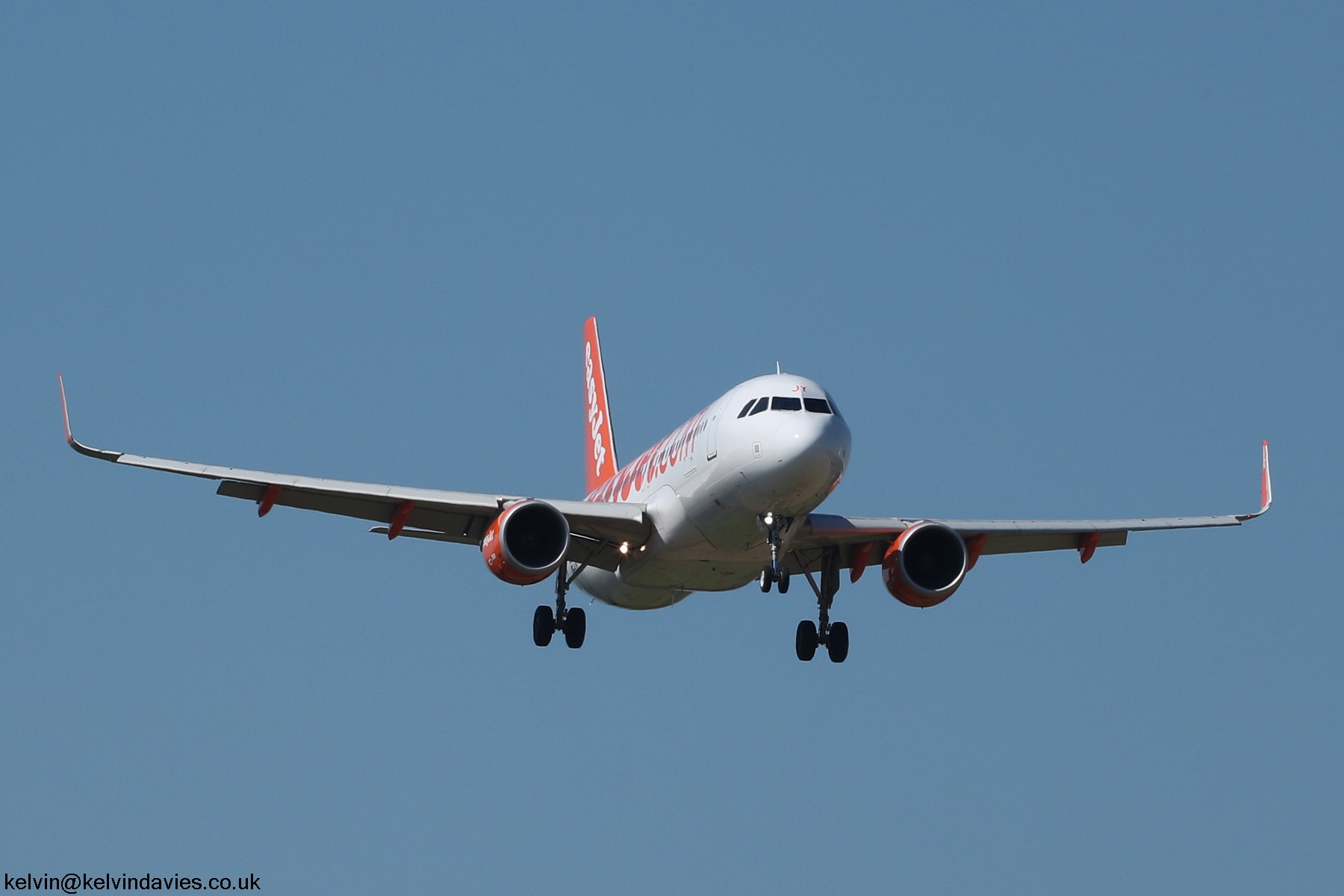 easyJet Europe A320 OE-IJY