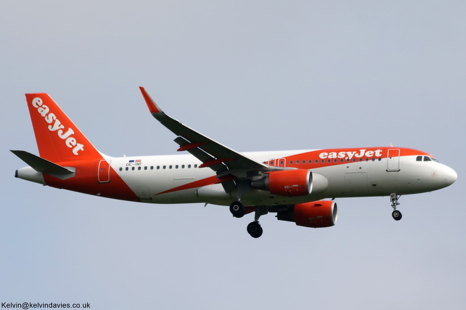 easyJet A320 OE-INF