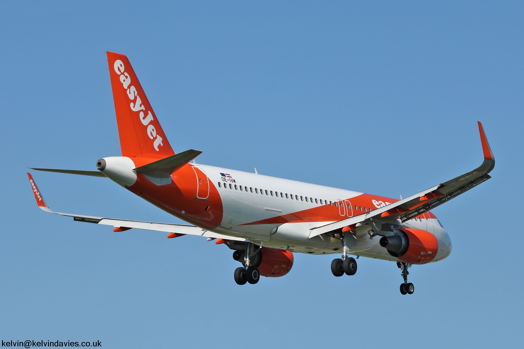 easyJet Europe A320 OE-IVM