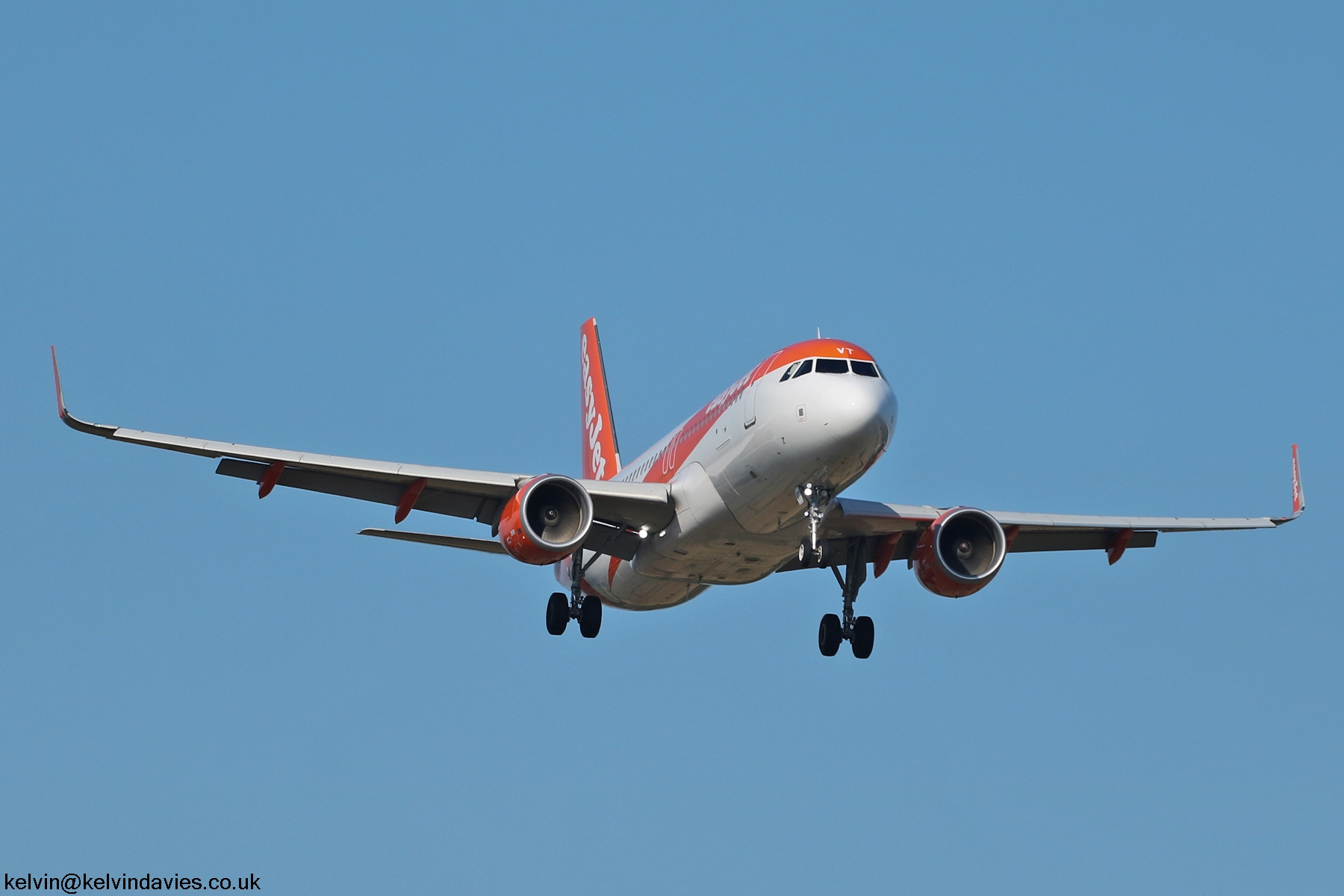 easyJet Europe A320 OE-IVT