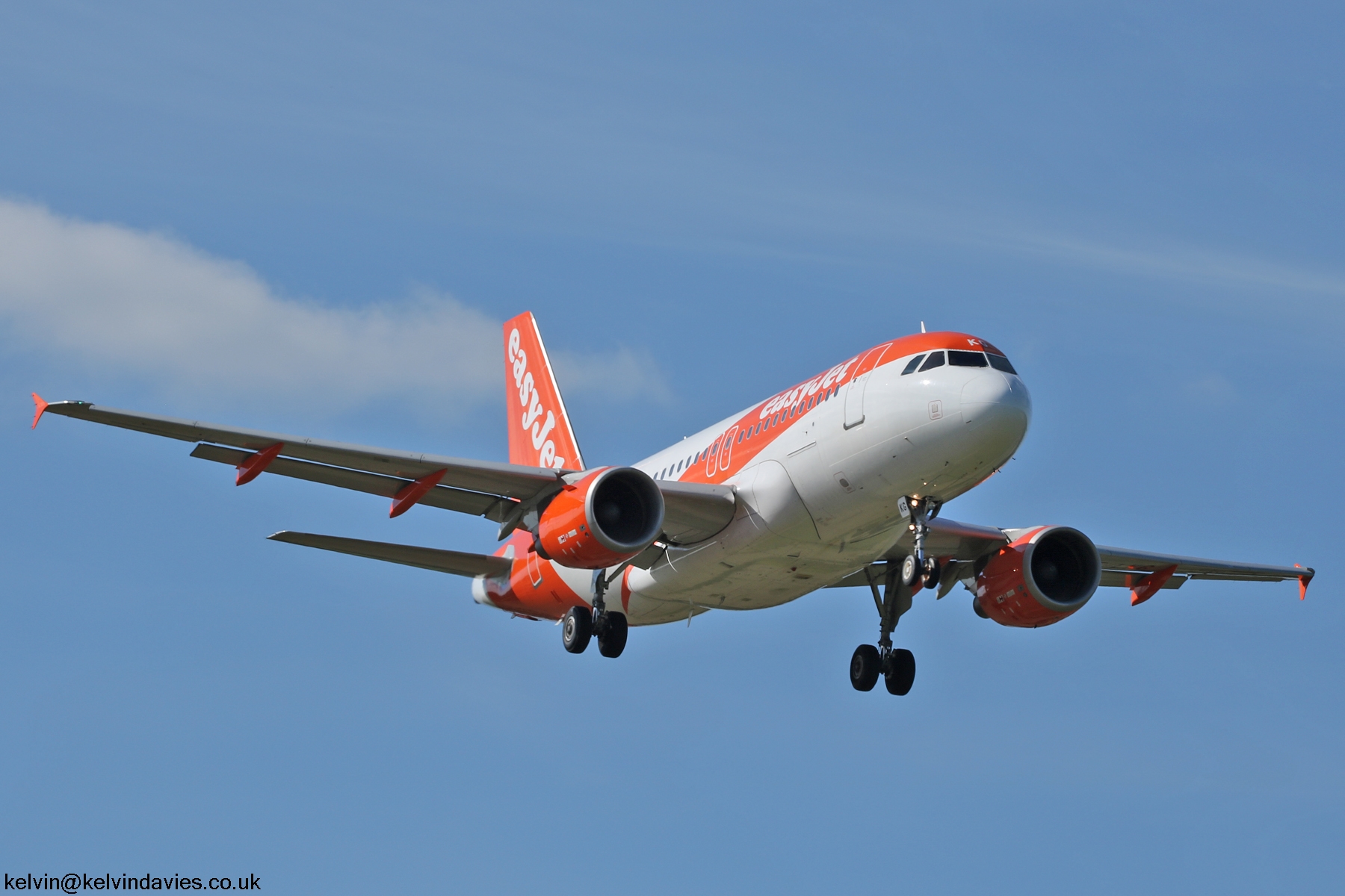 easyJet Europe A319 OE-LKG